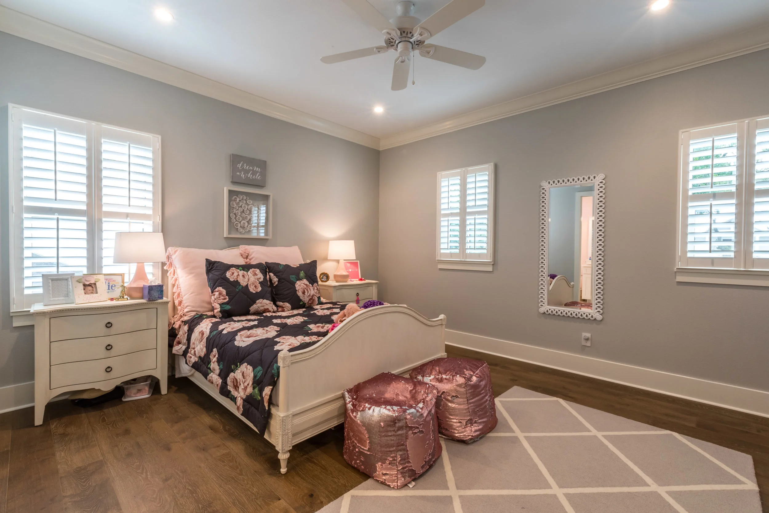 1611 Hillcrest-25.jpg
