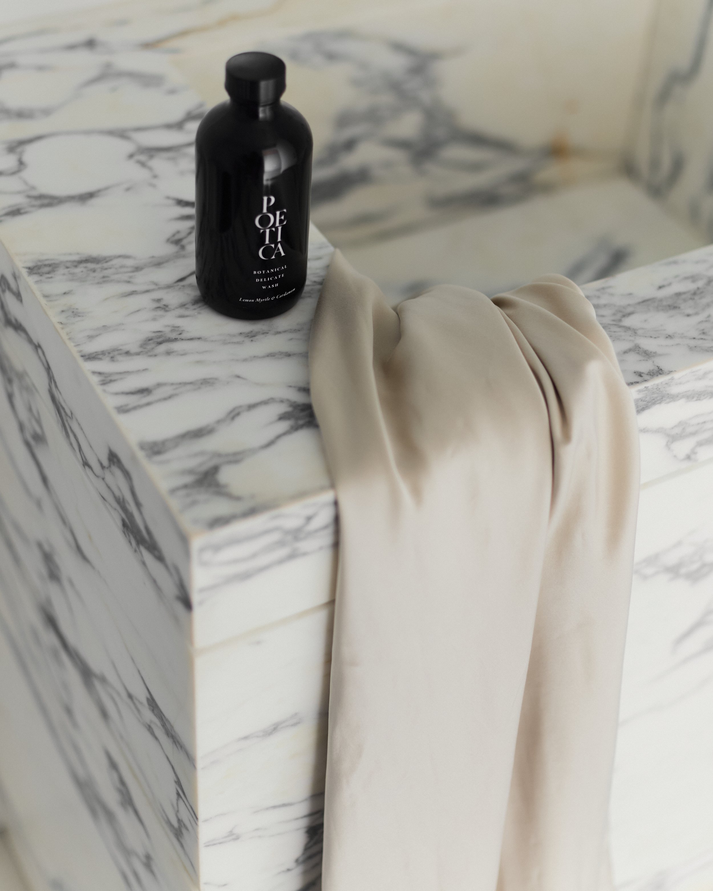 0724_Poetica_Botanicals_Silk_Laundry_269.jpg