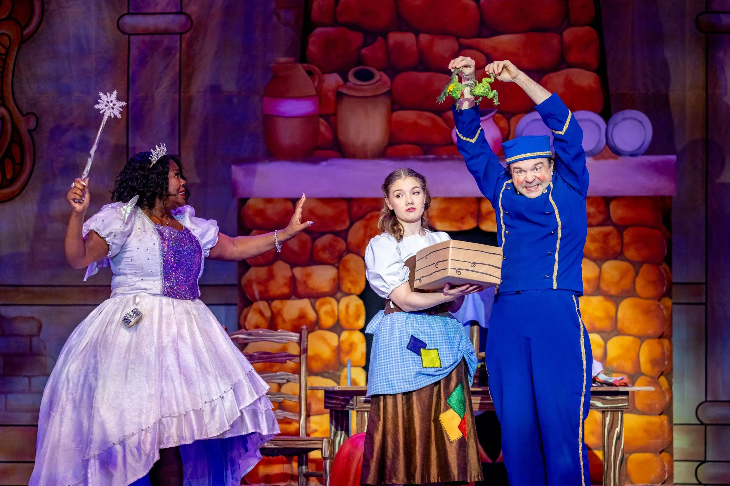 374_CINDERELLA_KL_PANTO_2024.jpg