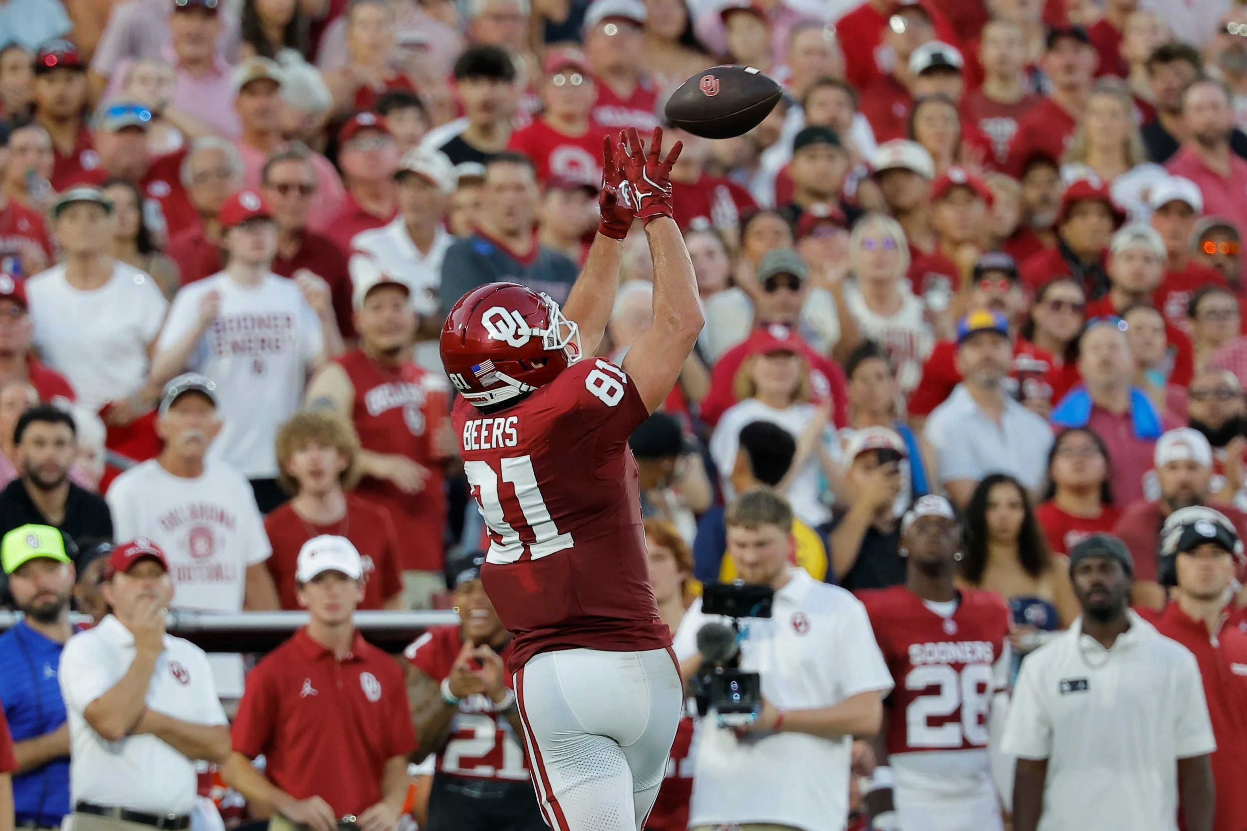 Steve Curtis-       Oklahoma Storms Into 2026 With a 51-0 Beatdown Over UTEP