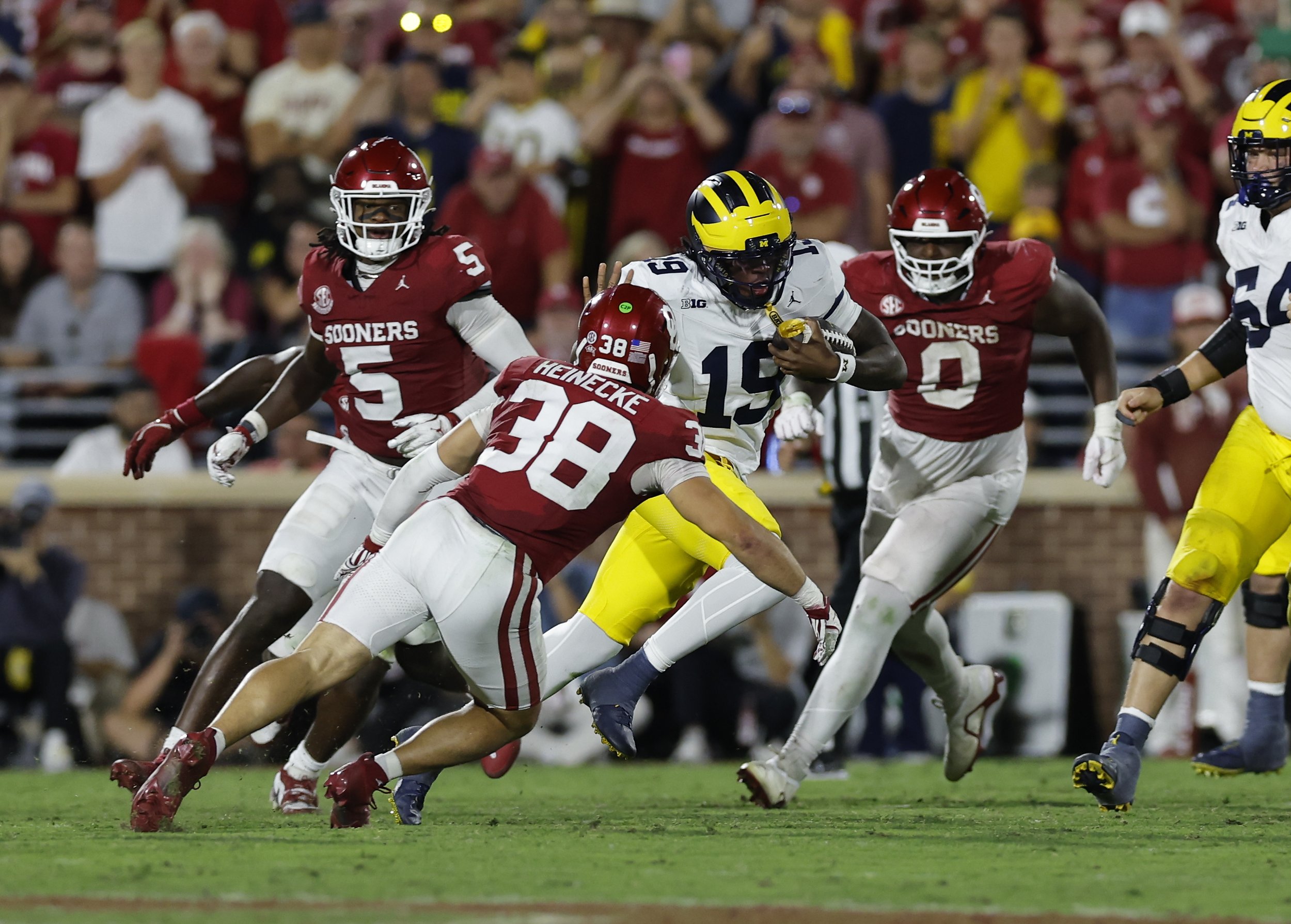 Steve Curtis-    Oklahoma’s Defense Is Built to Expose Michigan’s Offensive Flaws