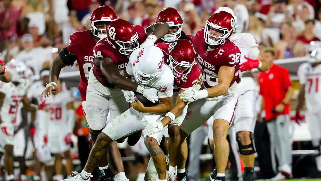 Ryan Chapman-  Oklahoma's Defense is Back in a Familiar Spot in the Brent Venables Era