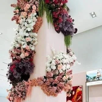 NORDSTROM FLORAL INSTALL