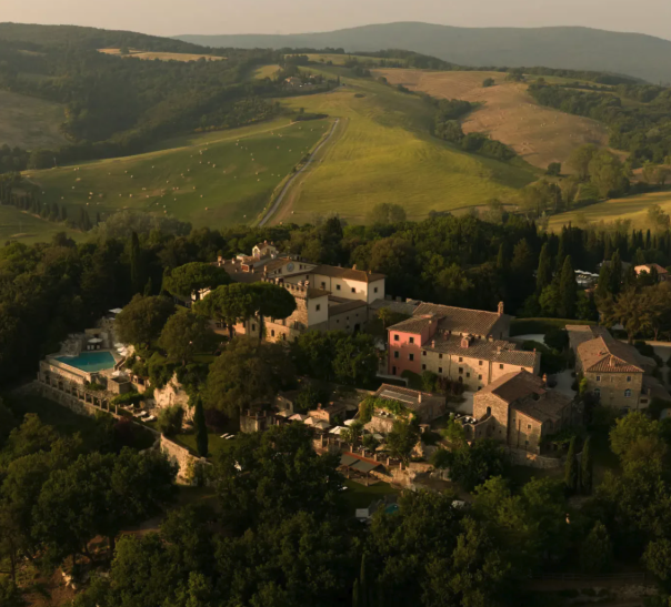 Italy: Borgo Pignano, Tuscany