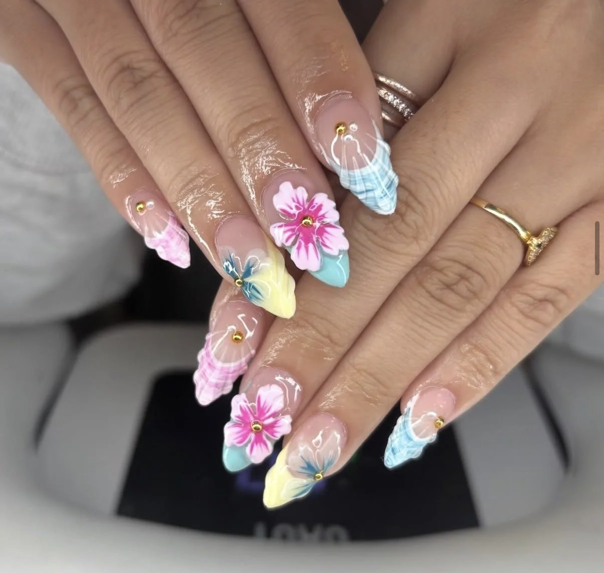 Nails by Aida