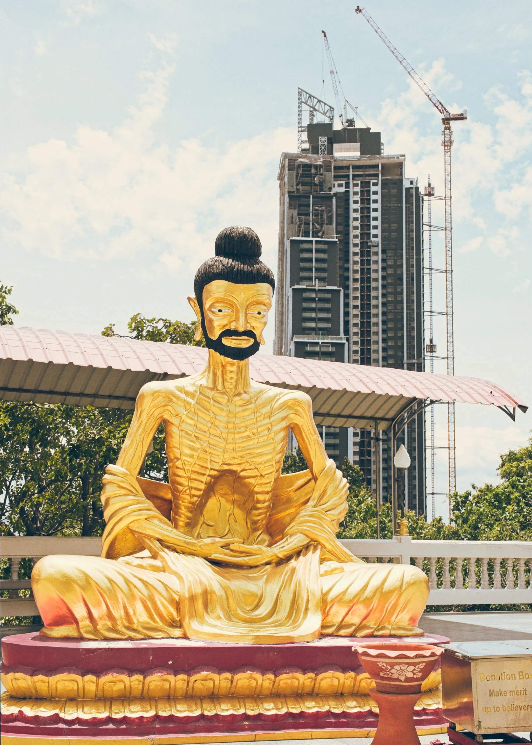 Wat Phra Yai_0019.jpg