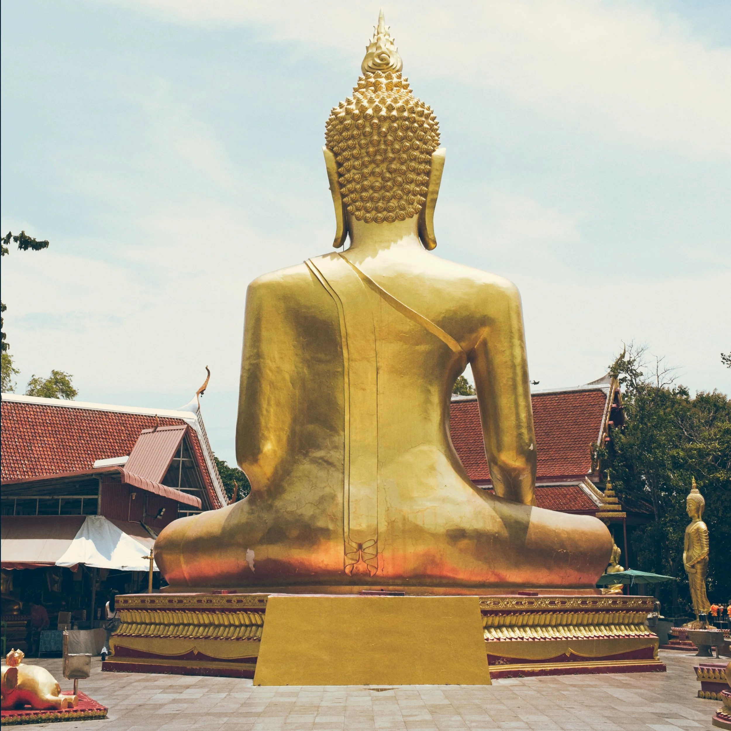 Wat Phra Yai_0023.jpg