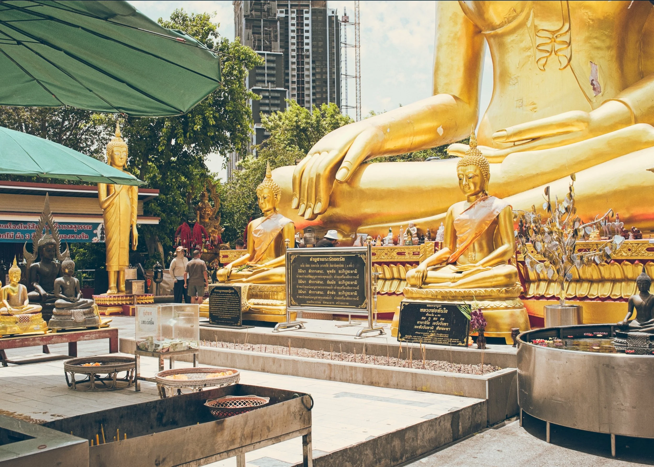 Wat Phra Yai_0012.jpg