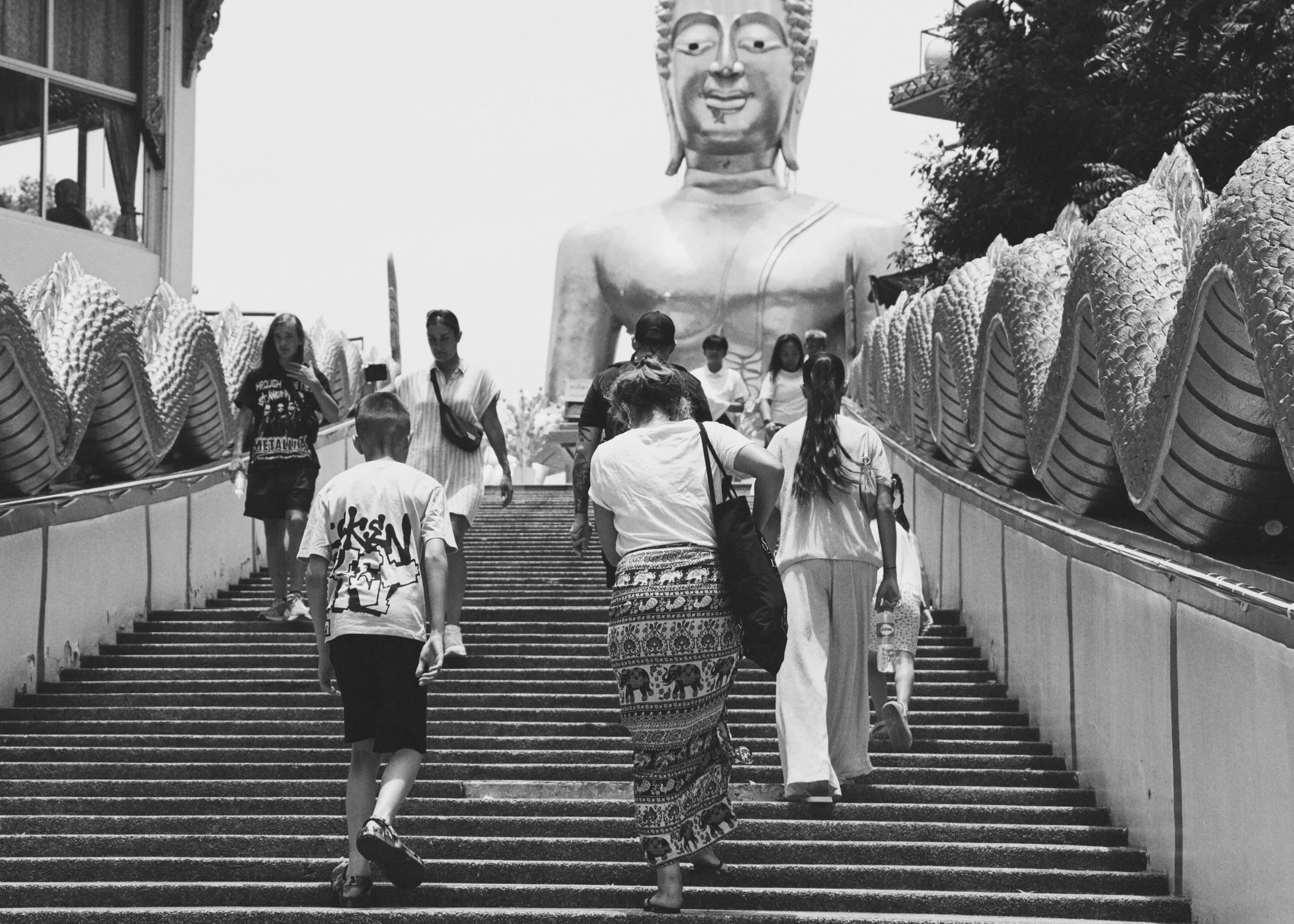 Wat Phra Yai_0009.jpg