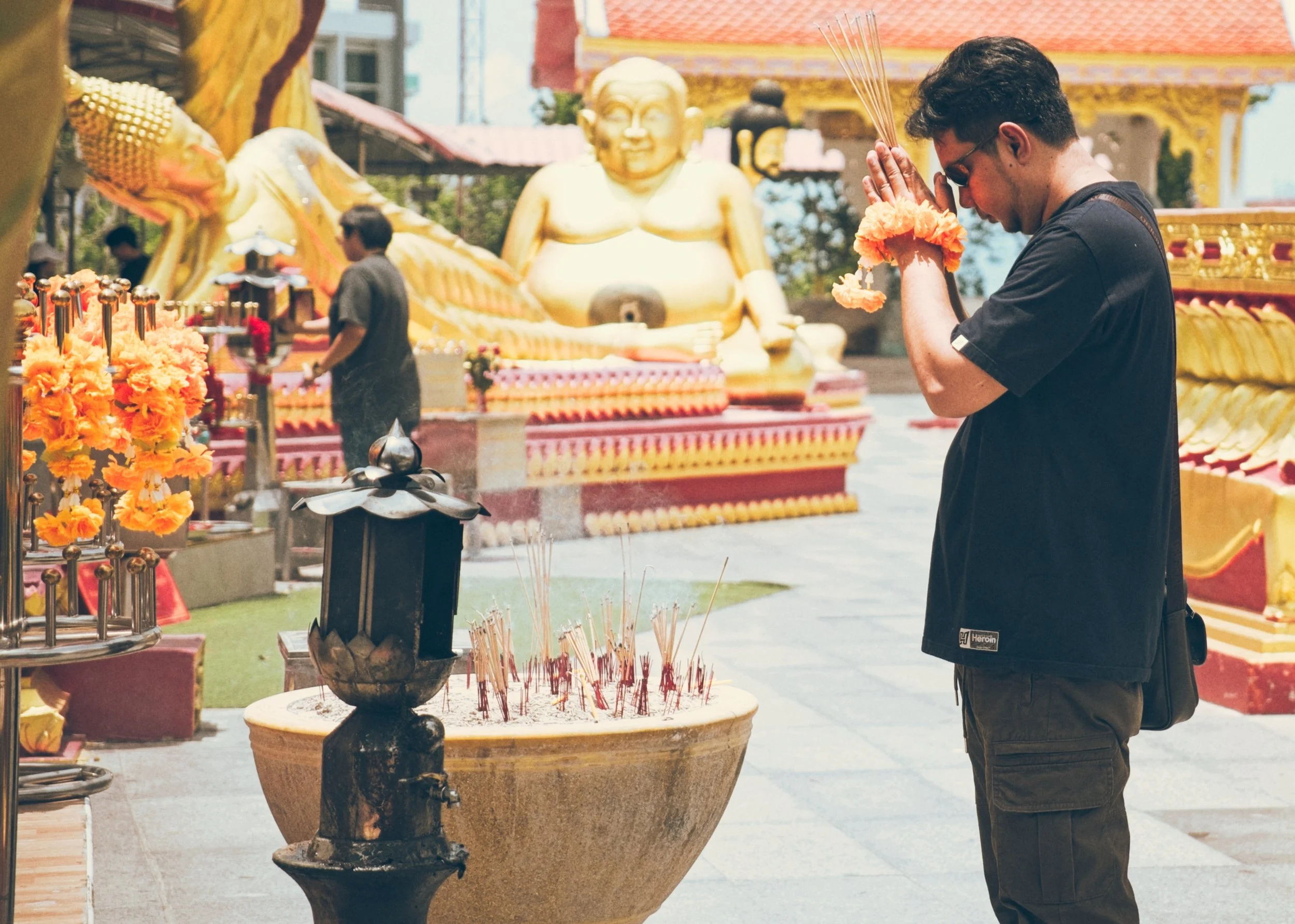 Wat Phra Yai_0015.jpg