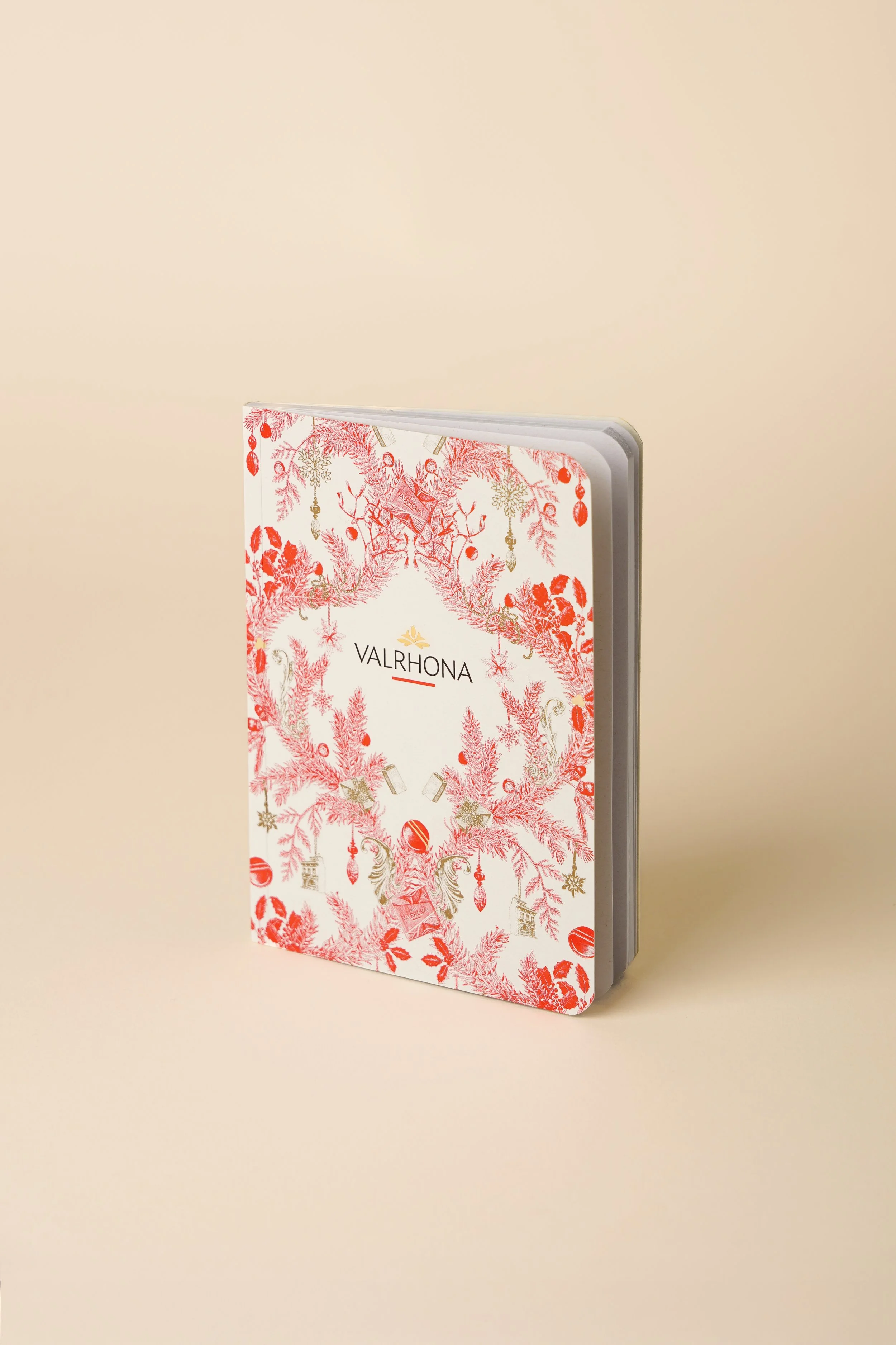 Carnet Valrhona motif de Noël sur fond beige