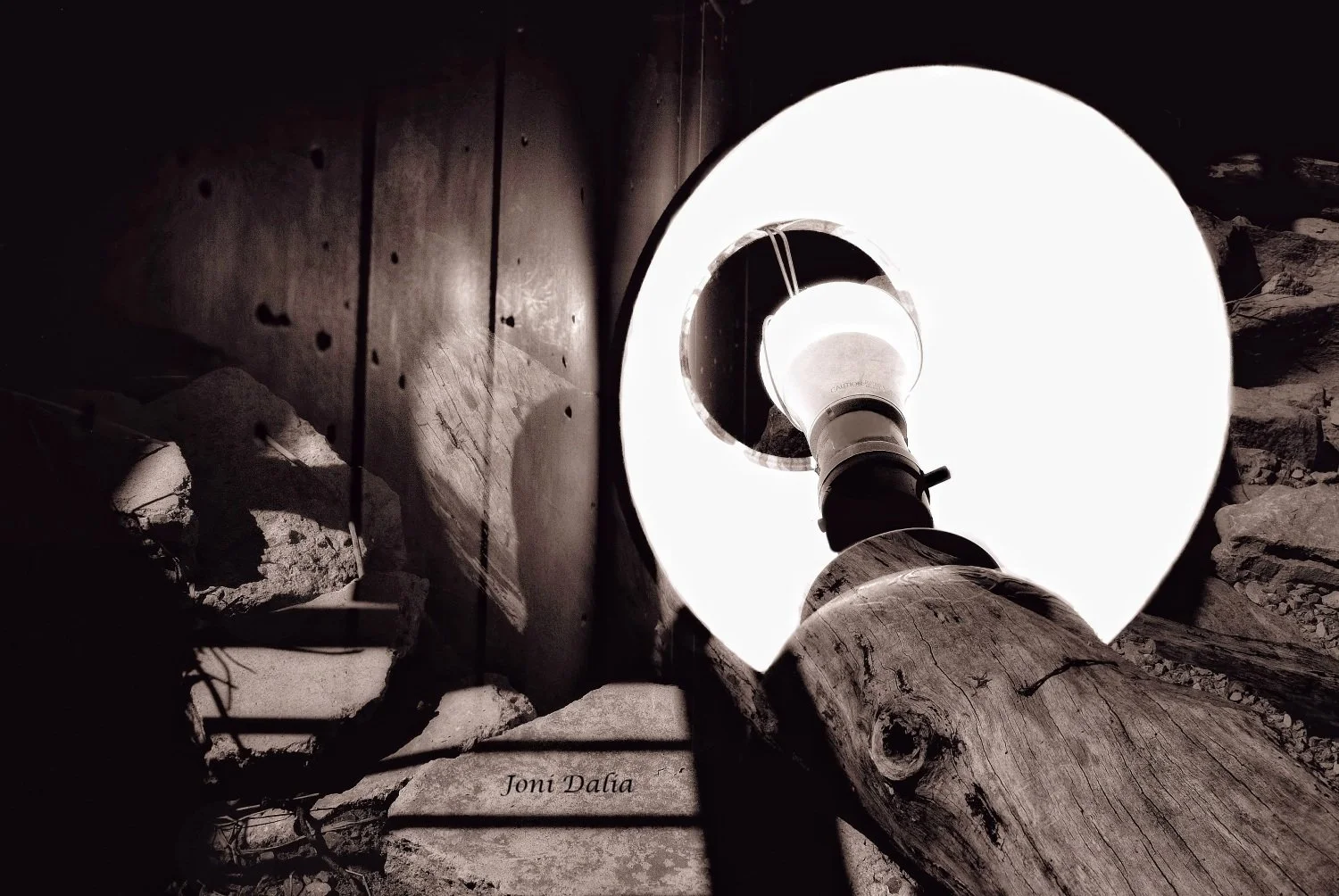 Black_White_5.jpg