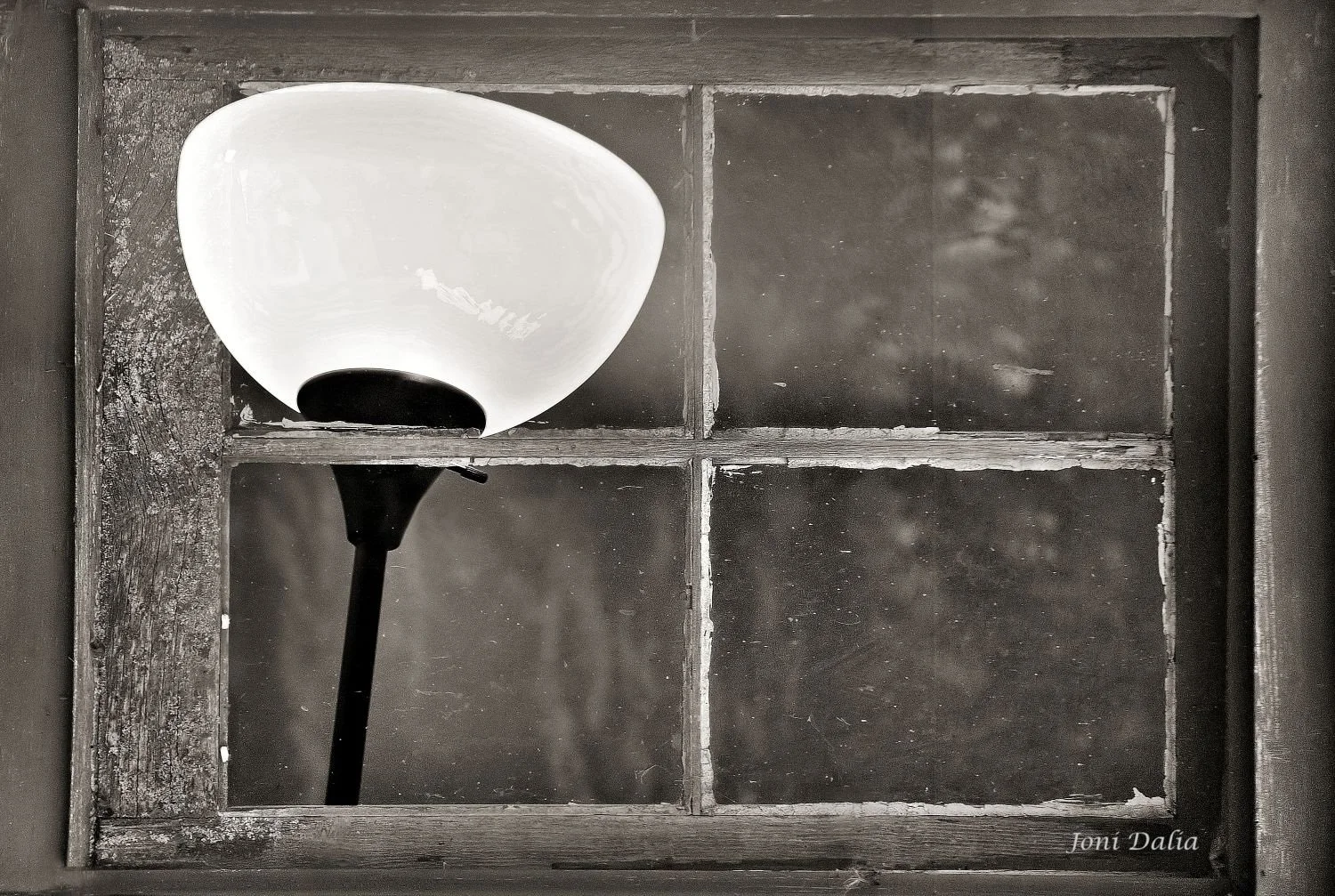 Black_White_9.jpg