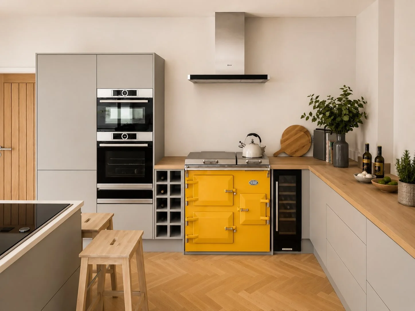 Clean lines, natural materials and thoughtful details come together in this bespoke kitchen, built to suit both the home and the people who use it every day.

Made in Surrey by Digs &amp; Dovetail.

#BespokeKitchen #BespokeJoinery #SurreyJoinery #Han