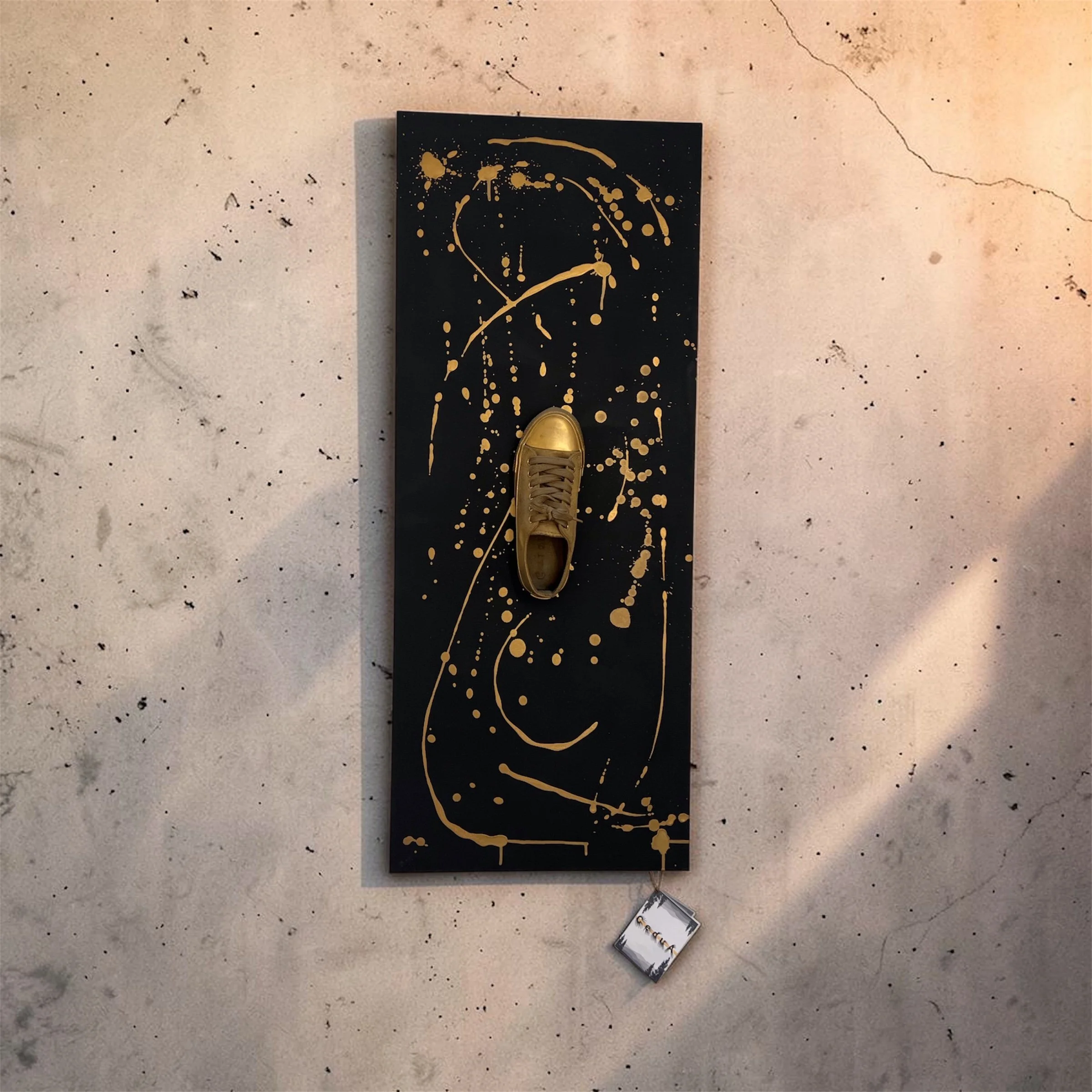 Quadro 100x40 nero e oro per cabina armadio e collezione scarpe