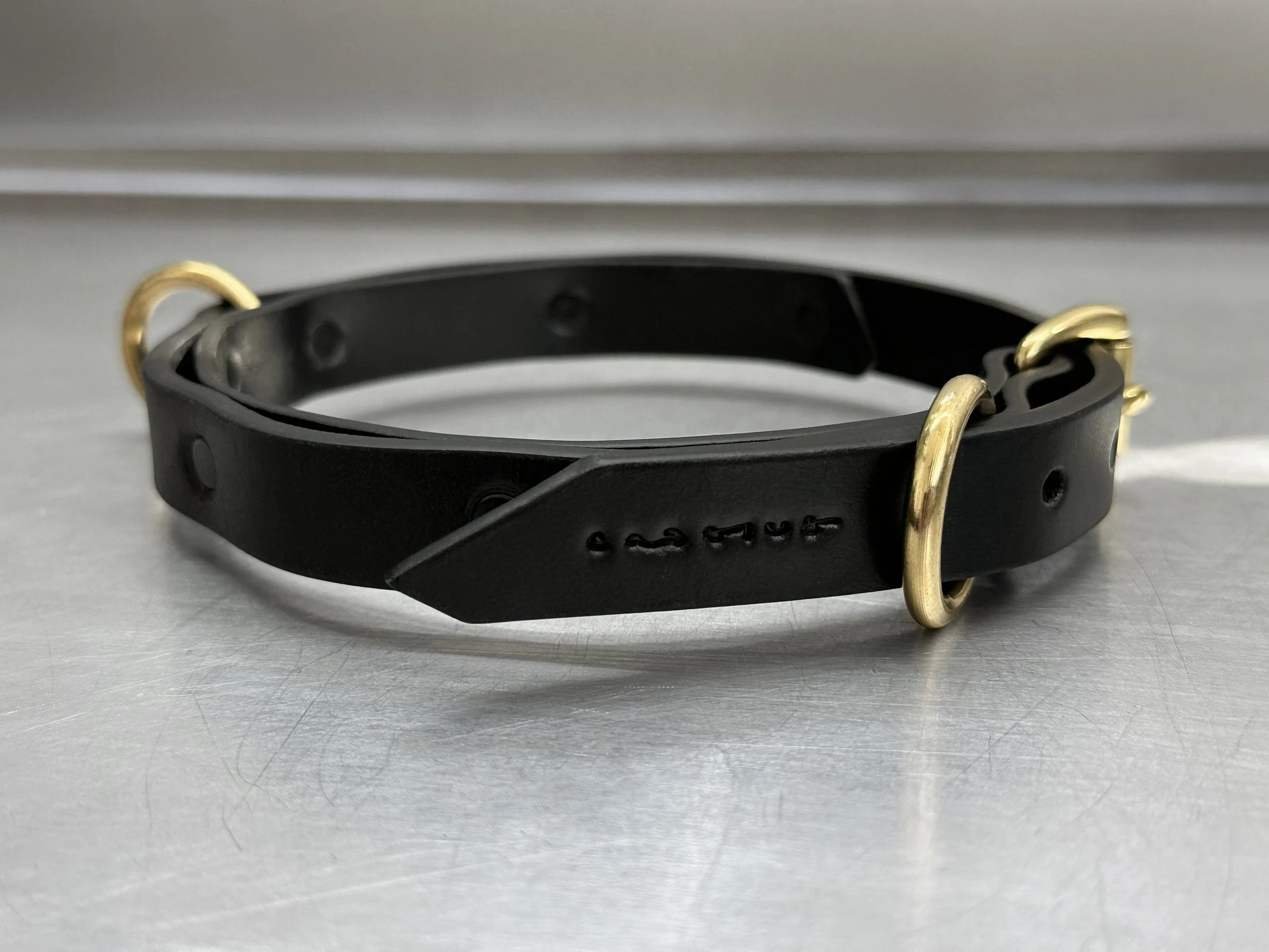 Cassius_Double layer ripple collar_black brass_tip.jpg (Copy)