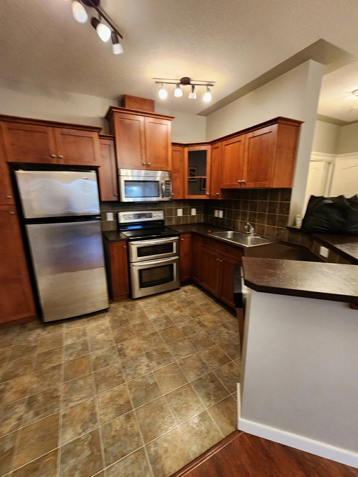 Basic Kitchen Cleaning