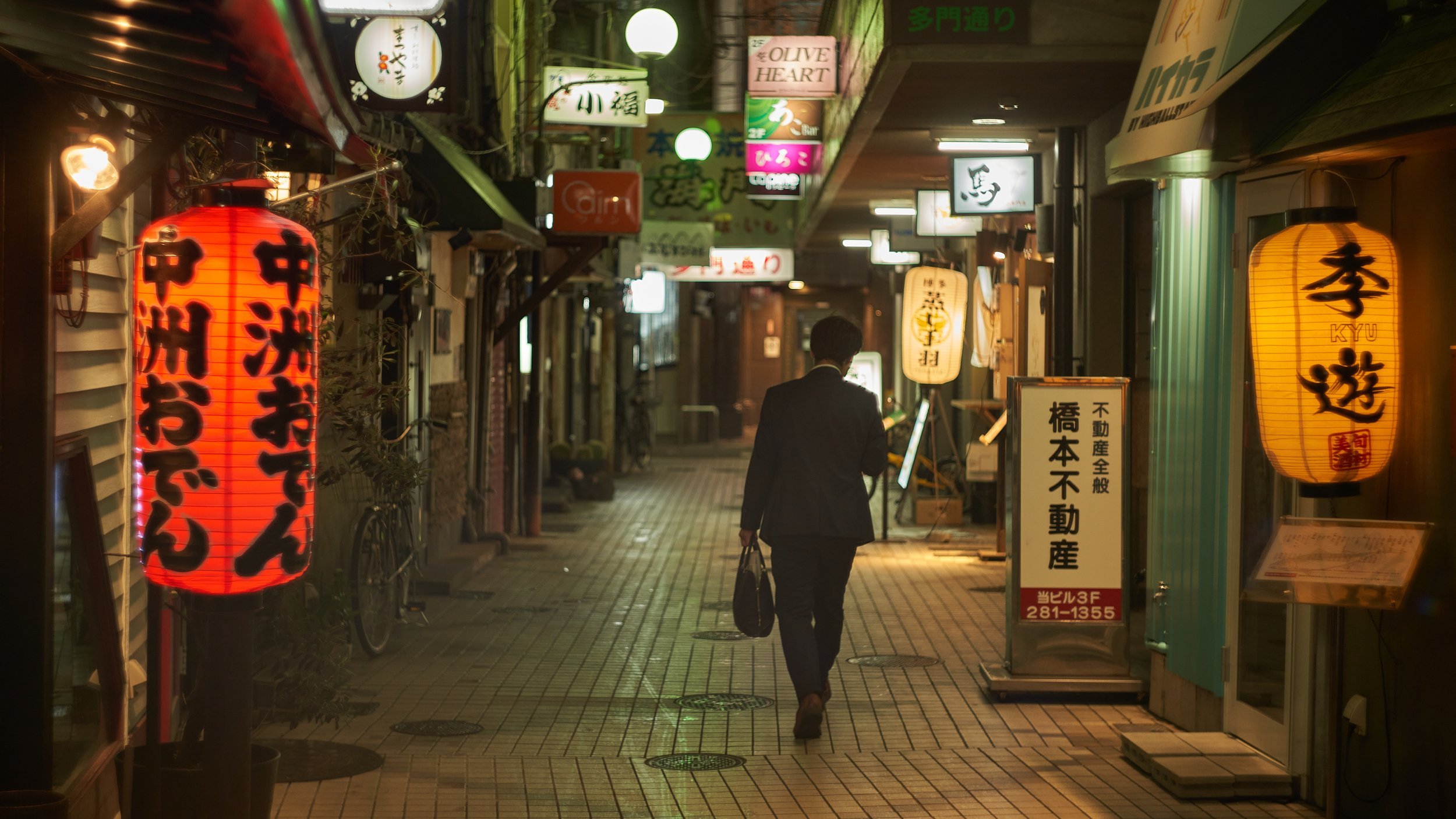 2301106-FUKUOKA-Austin14157.jpg