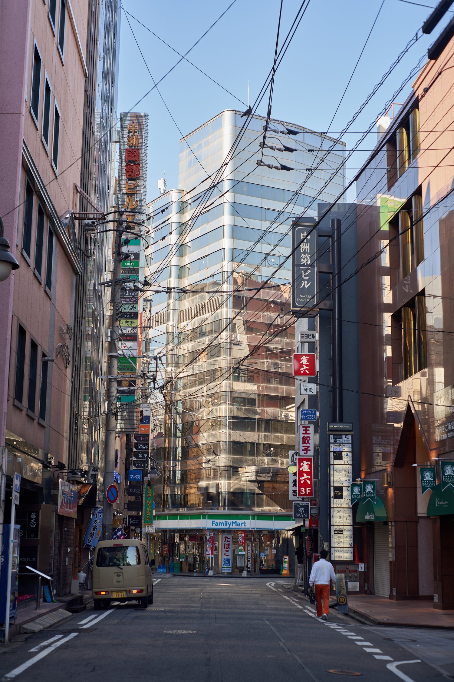 2301106-FUKUOKA-Austin14167.jpg