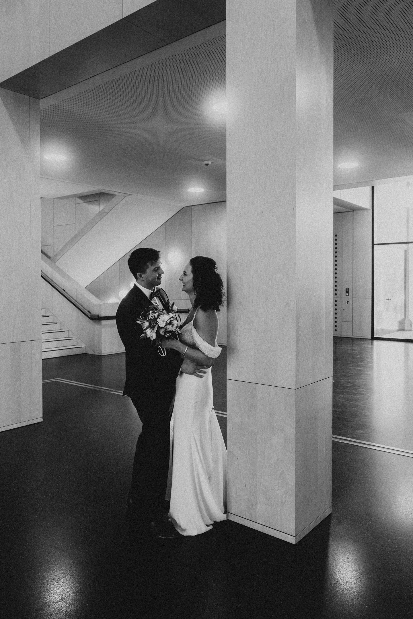 stadtpalais-red-cave-vintage-connection_stuttgart-hochzeits-fotograf_113.jpg