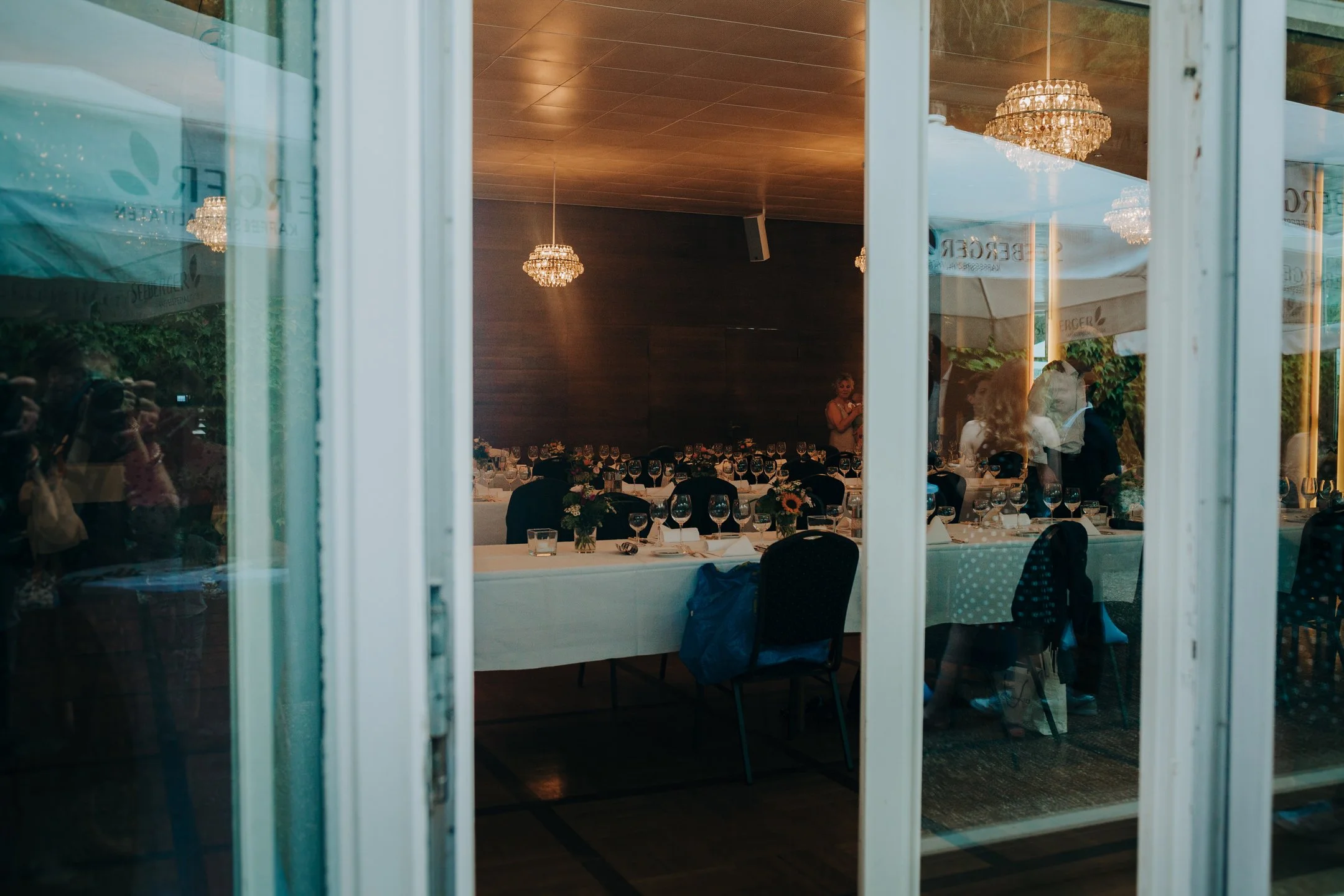 standesamt-stuttgart-WAC-urbane-hochzeit-_stuttgart-hochzeits-fotograf_044.jpg