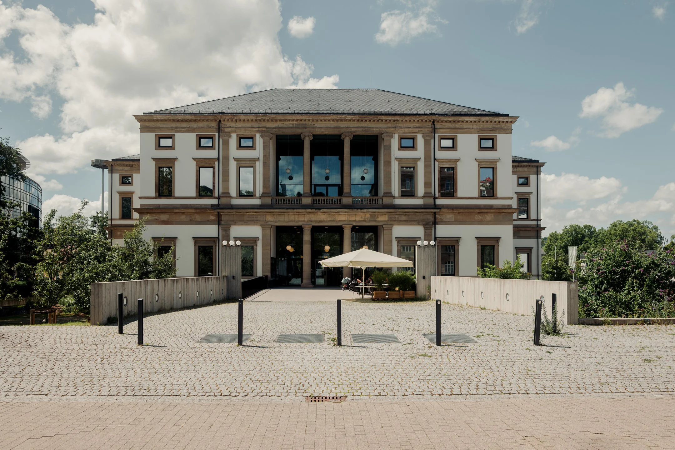 stadtpalais-red-cave-vintage-connection_stuttgart-hochzeits-fotograf_074.jpg