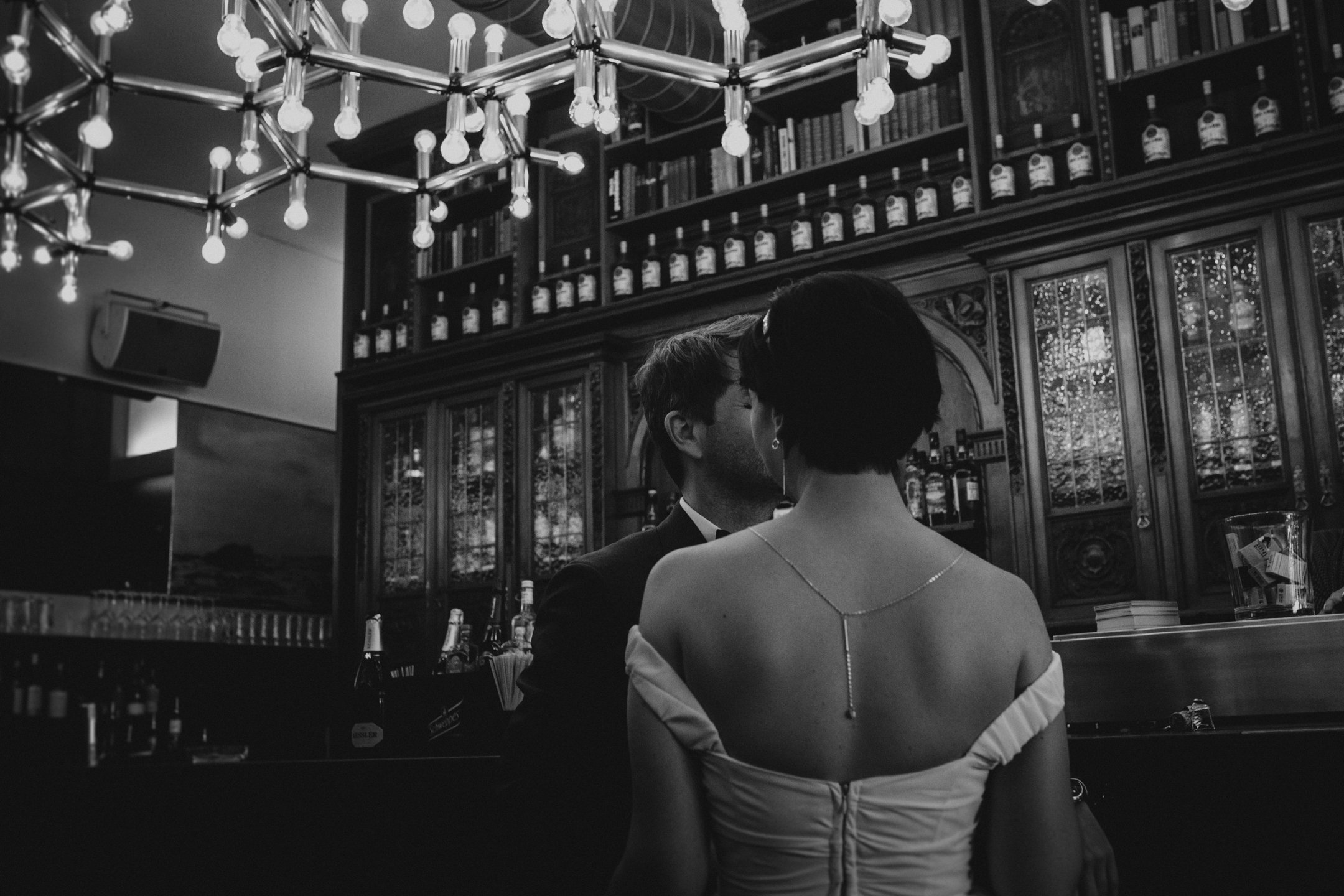 standesamt-stuttgart-WAC-urbane-hochzeit-_stuttgart-hochzeits-fotograf_025.jpg