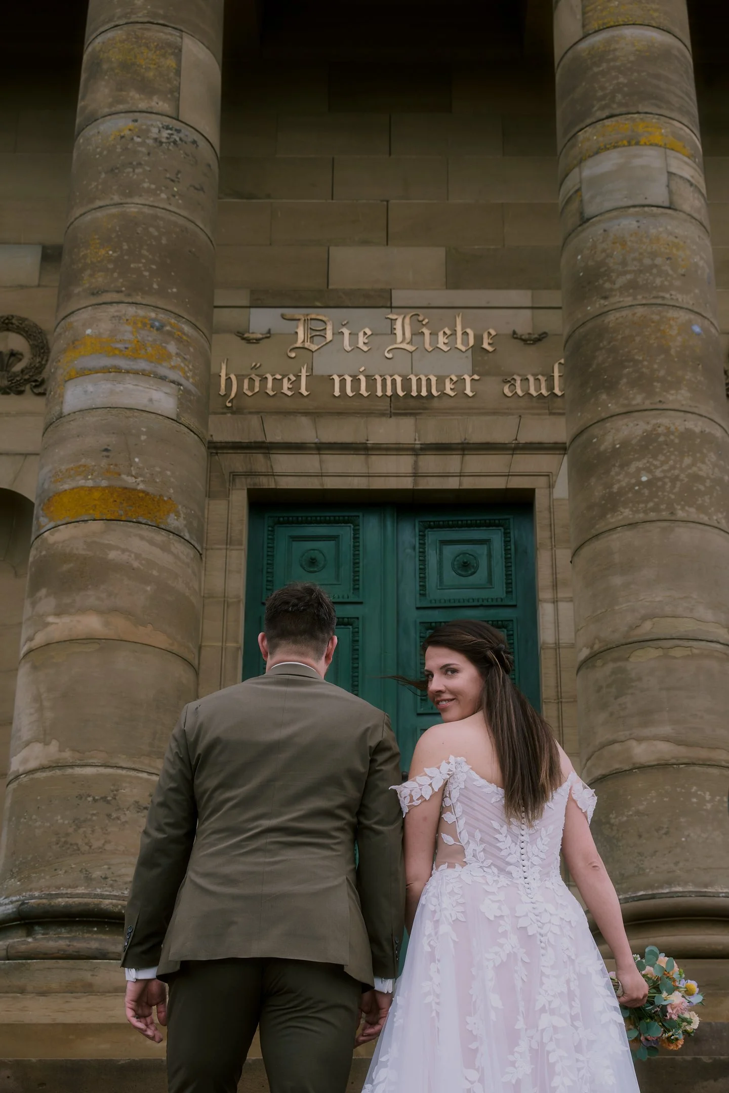 club-traube-hochzeit-hochzeitsfotograf-_stuttgart-hochzeits-fotograf_004.jpg