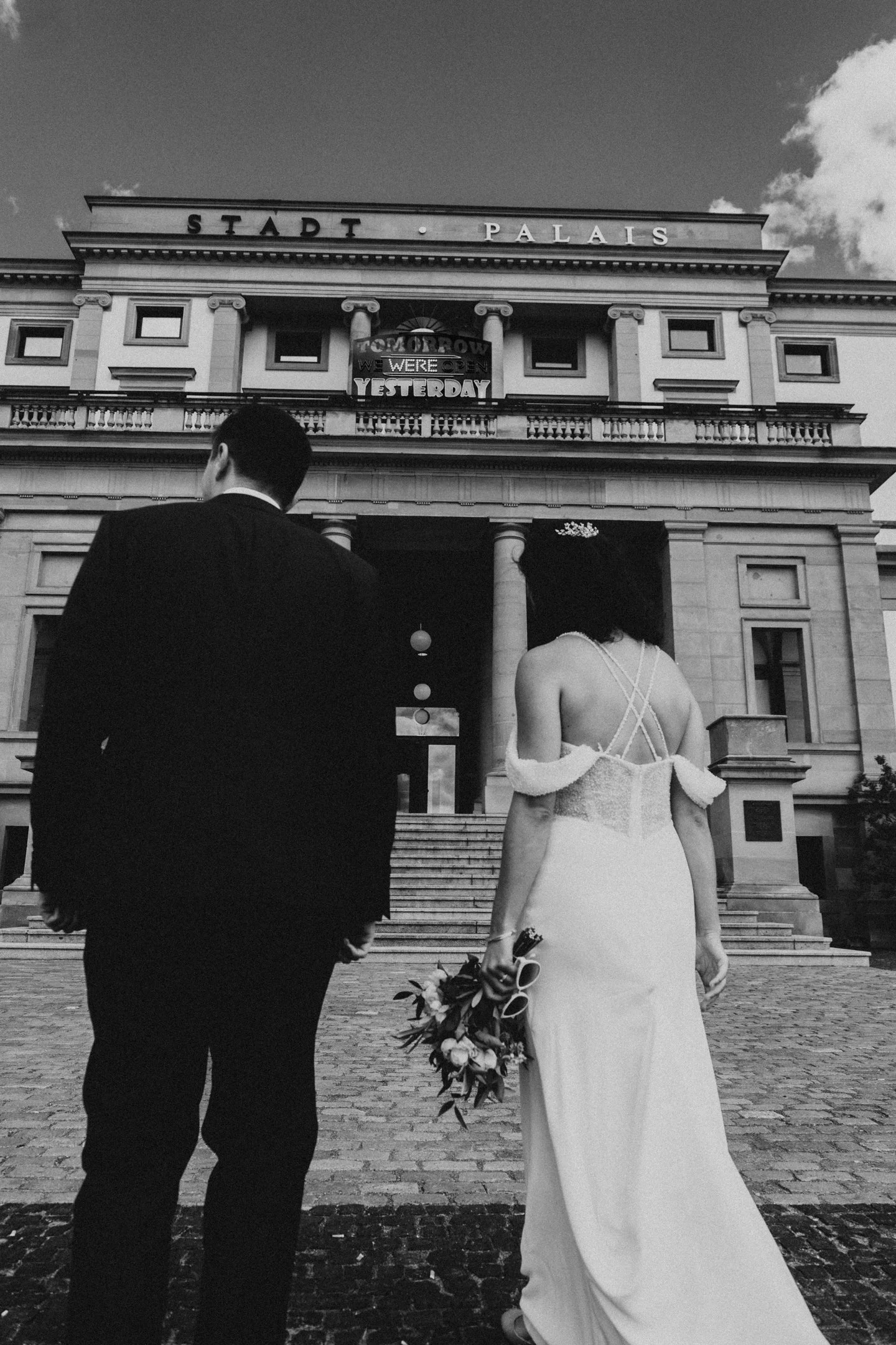 stadtpalais-red-cave-vintage-connection_stuttgart-hochzeits-fotograf_133.jpg