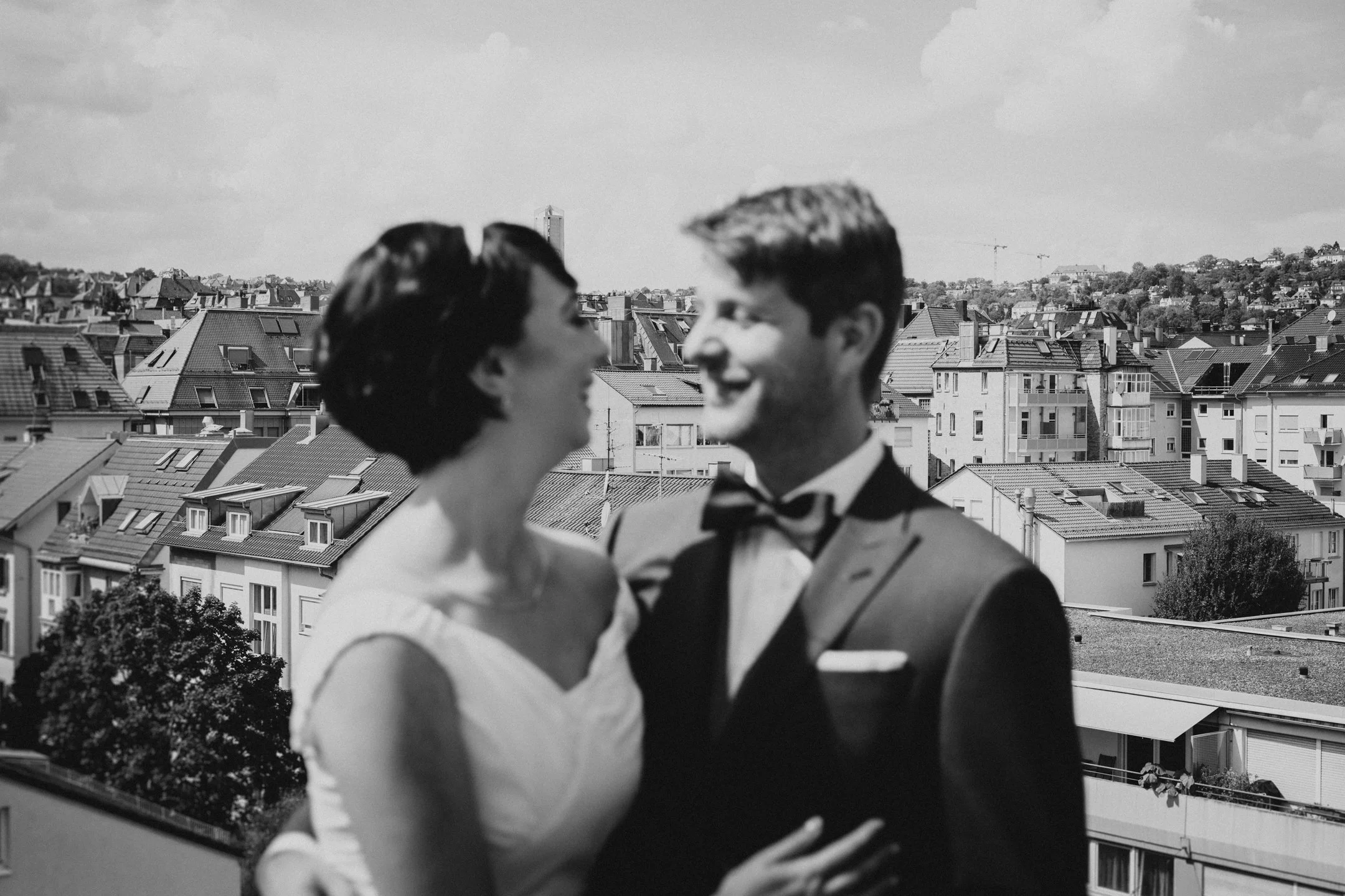 standesamt-stuttgart-WAC-urbane-hochzeit-_stuttgart-hochzeits-fotograf_006.jpg