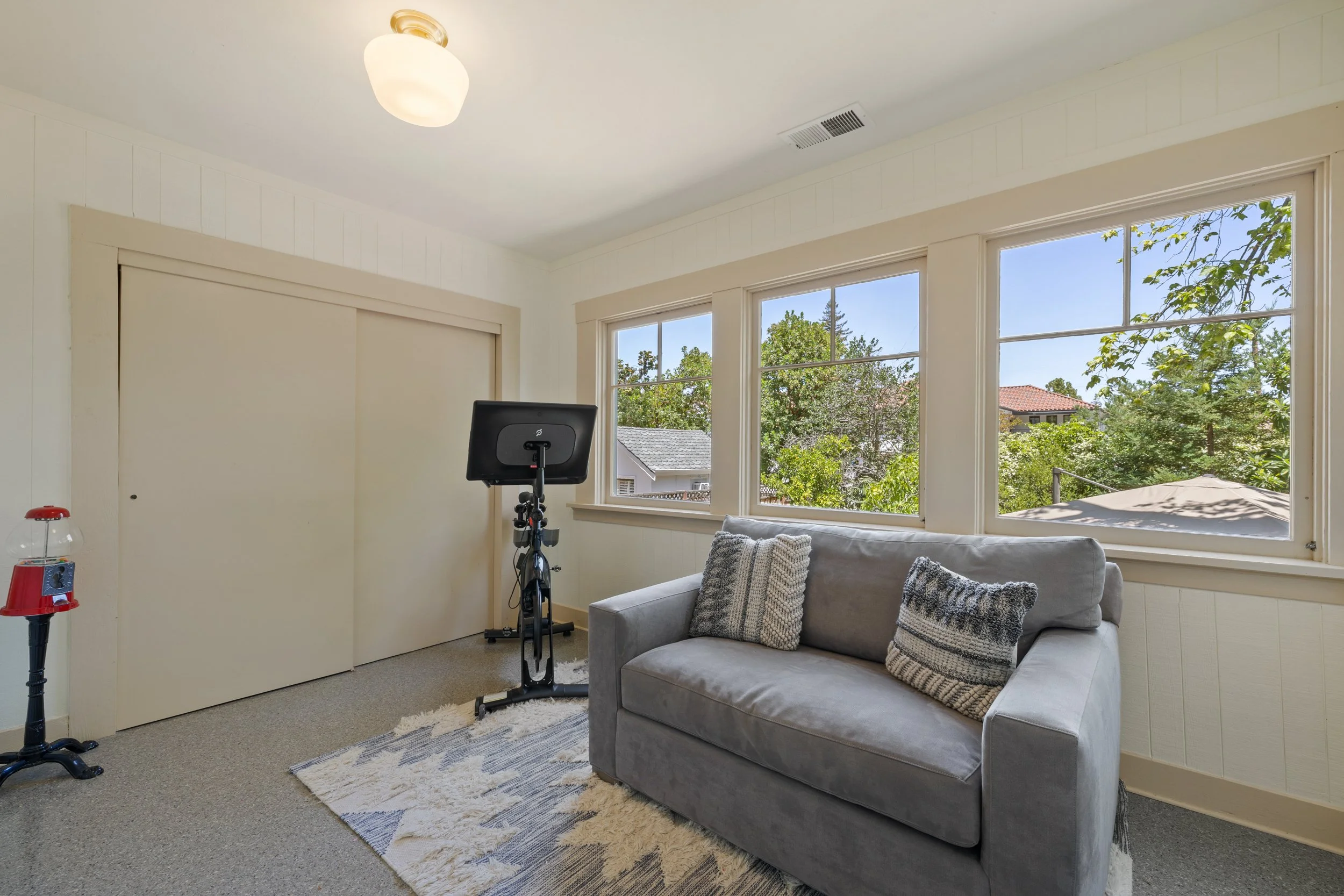 16-Broadway_Matt_Anello-21-MLS.jpg