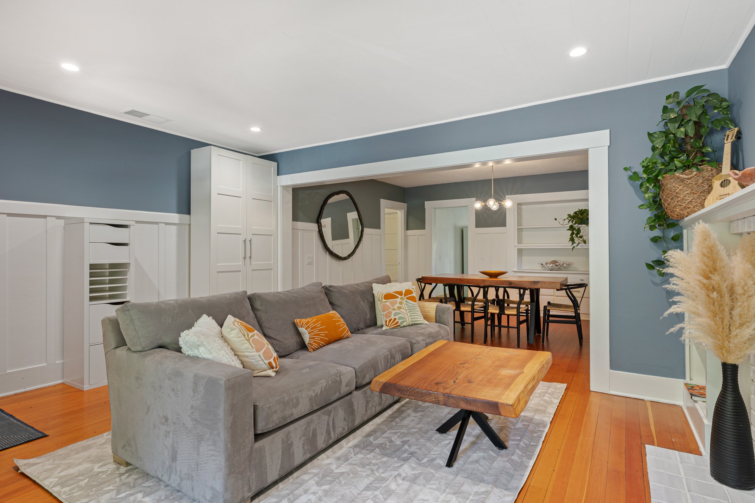 5-Broadway_Matt_Anello-04-MLS.jpg