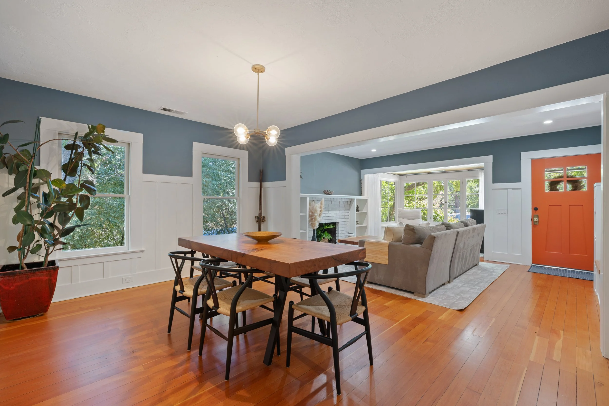 3-Broadway_Matt_Anello-08-MLS.jpg