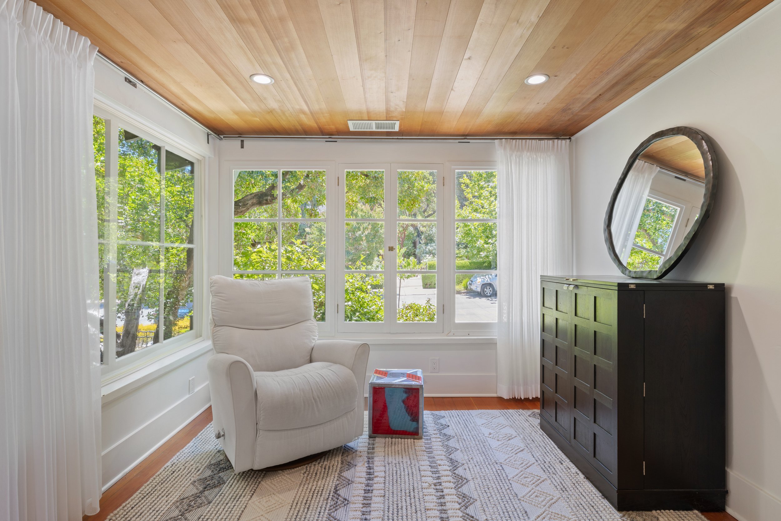17-Broadway_Matt_Anello-06-MLS.jpg