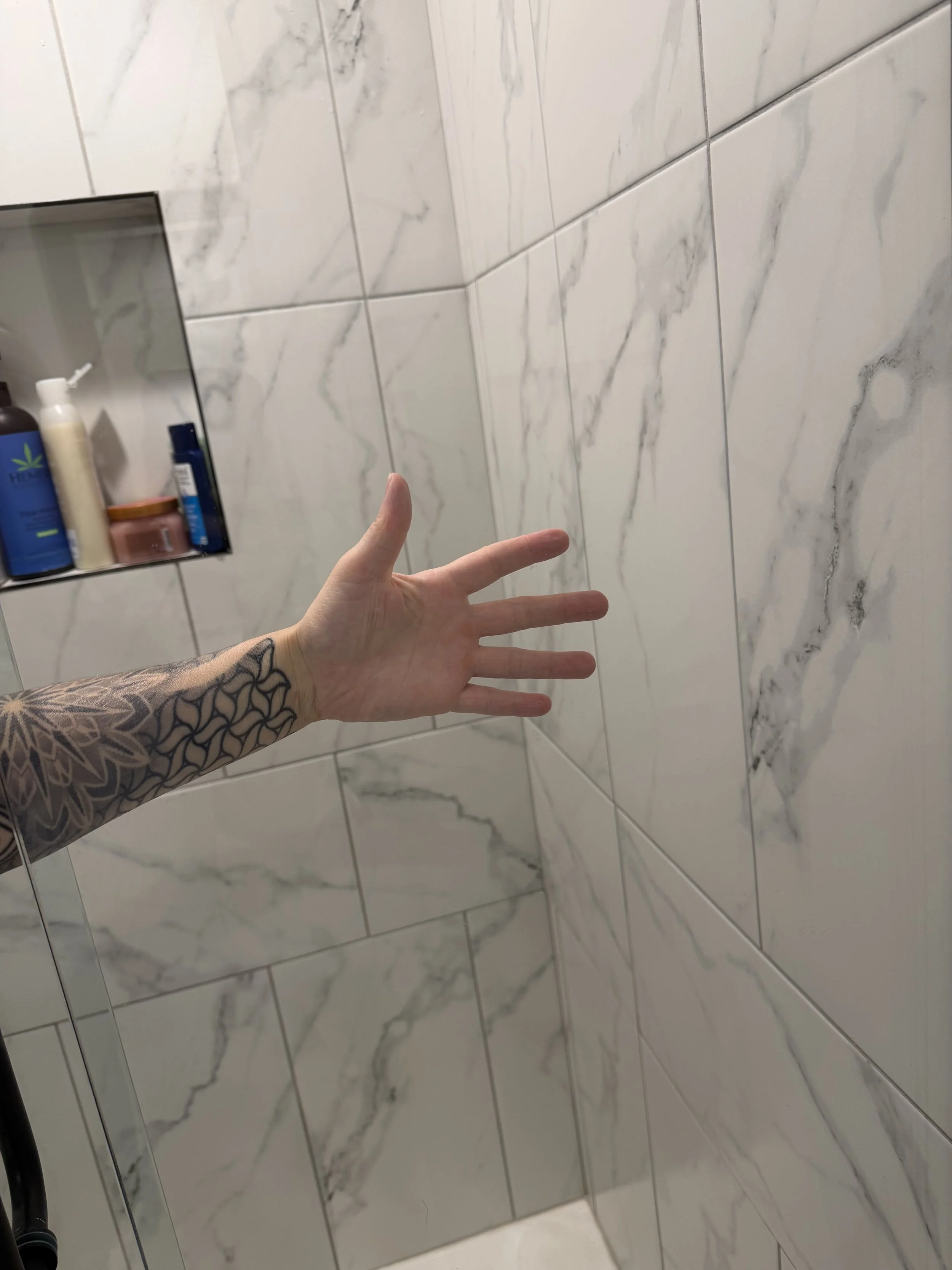 Removal of soap scum, watermarks, hard water from glass shower door