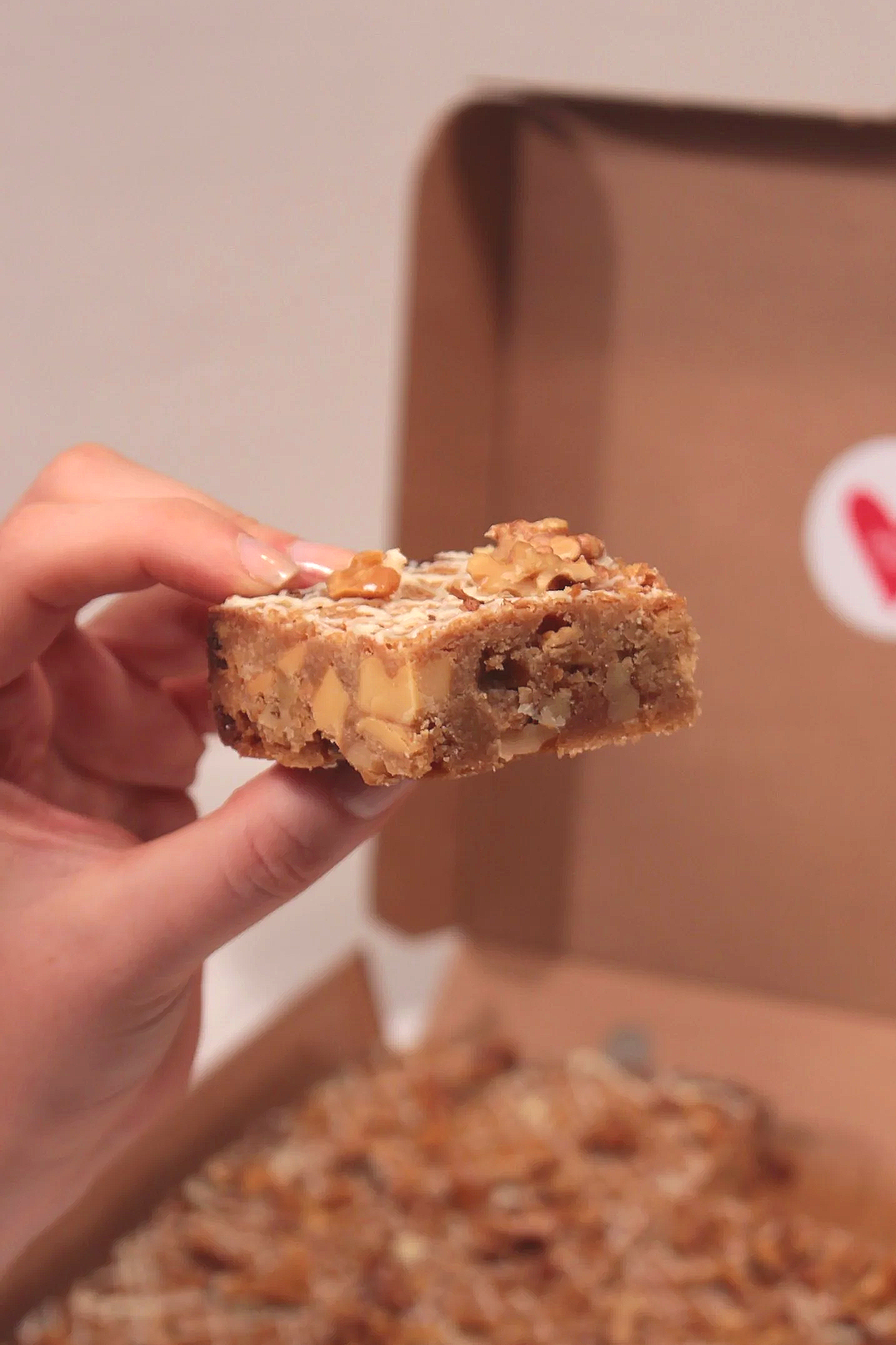 Walnut and White Chocolate Deluxe Blondie Box