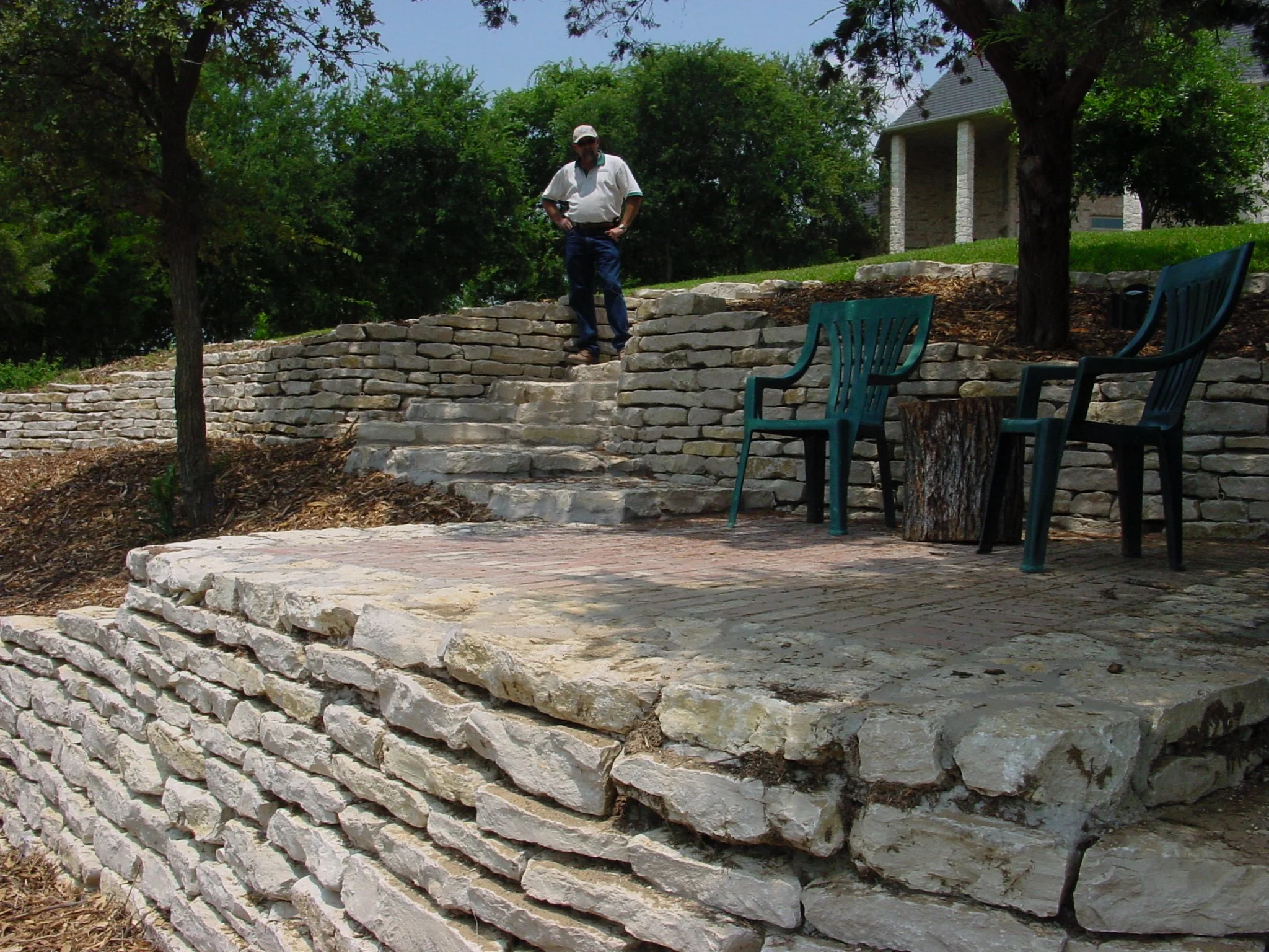 limestone wall, coursed, hidden mortar joints.JPG