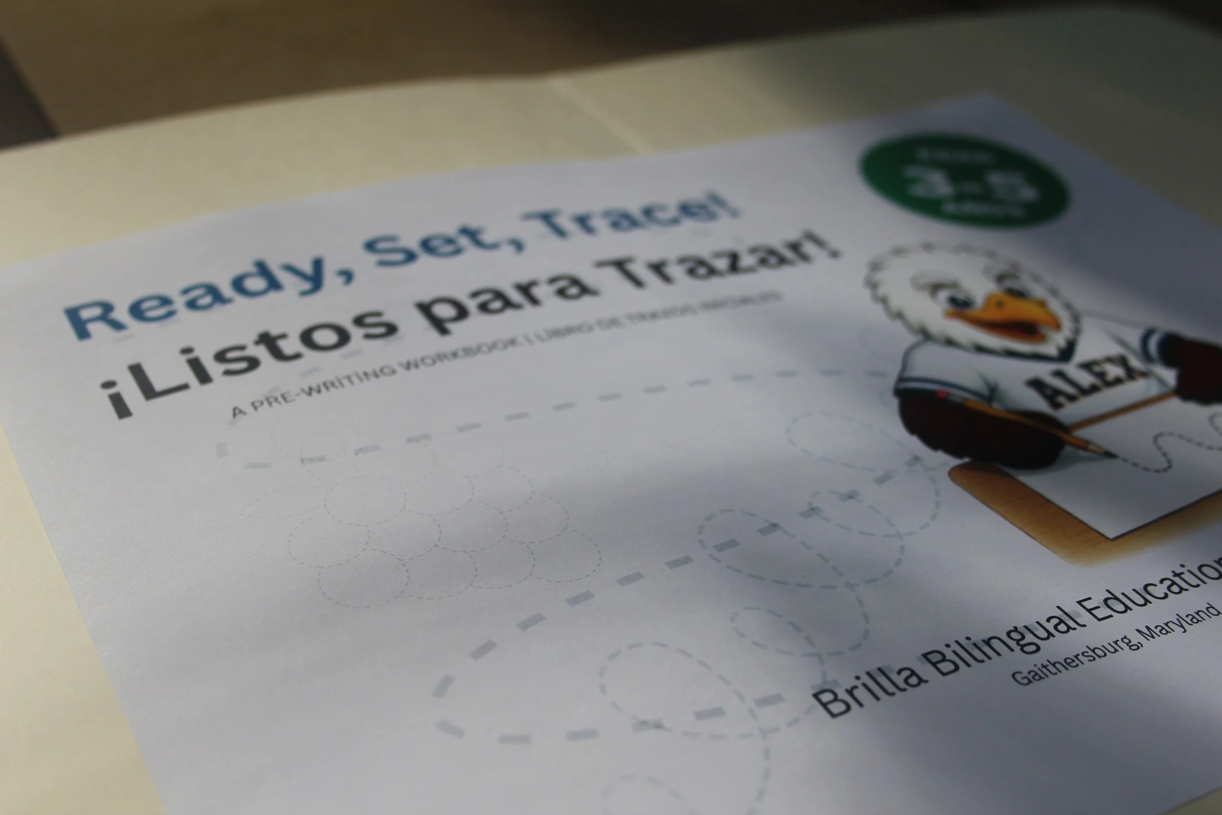Ready, Set, Trace! | ¡Listos para Trazar! A Pre-Writing Workbook | Libro de Trazos Iniciales