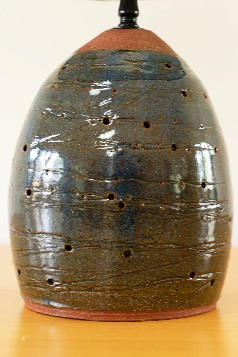 Black-Perlite-det-2 6.jpeg