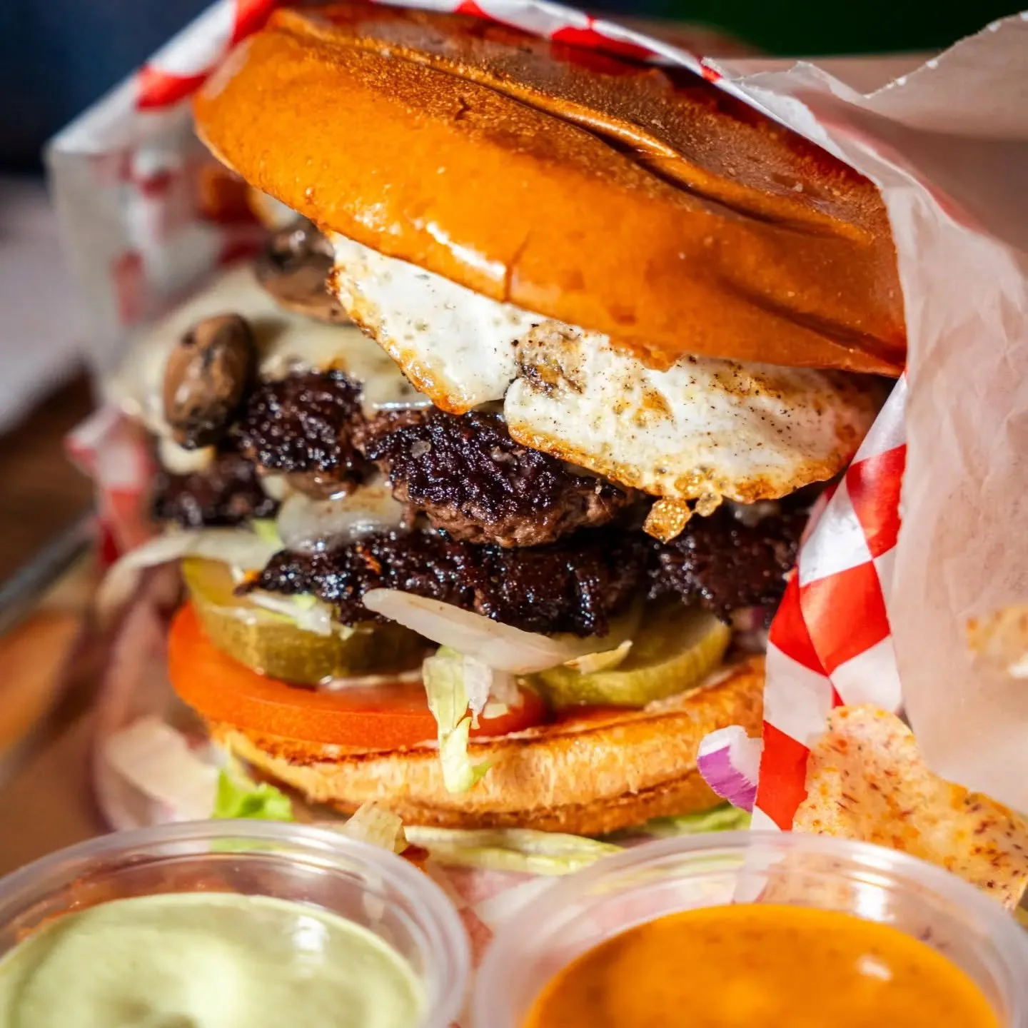 🌧️ Rain? We deliver. 🍔🚗

Skip the puddles and let the burgers come to you.
burgerchan Galleria &amp; Heights are now available on DoorDash, so your burger cravings don't have to wait for the weather to clear.

🔥 Fresh smashed burgers
🍟 Seasoned 
