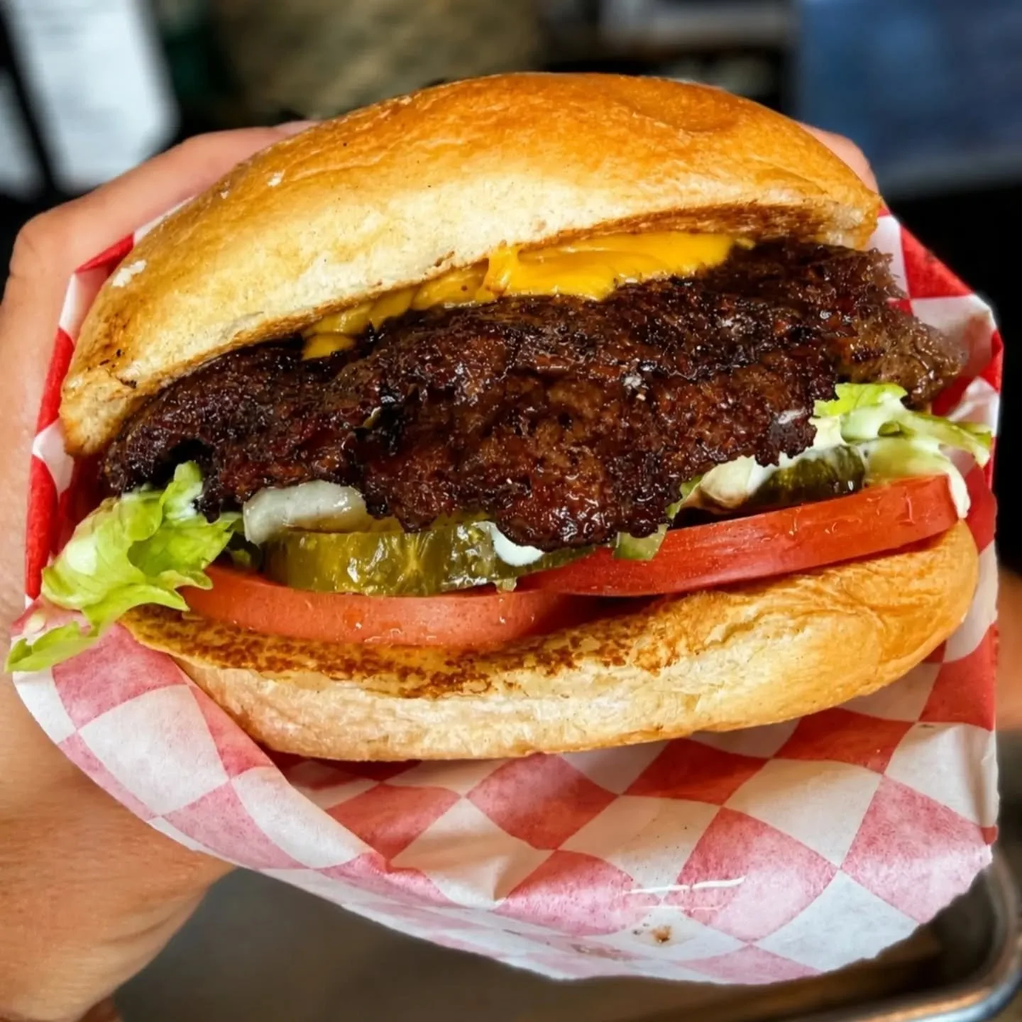 🍔❤️ YOU VOTED. NOW LET'S GIVE BACK.
Houston, you chose... ❤️

Thank you to everyone who took part in our burgerchan Gives Back poll. Thanks to your votes, Kids' Meals has been selected as our first community charity partner!

To celebrate, we're bri