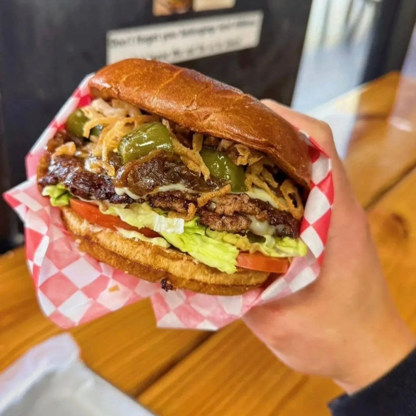🍔 BIG NEWS, HOUSTON! 🍔

Burgerchan has been named one of the 5 Best Local Burger Spots in Houston by @islandsmag

Thank you to everyone who continues to build, customize and enjoy Burgerchan your way. This recognition belongs to our hardworking tea