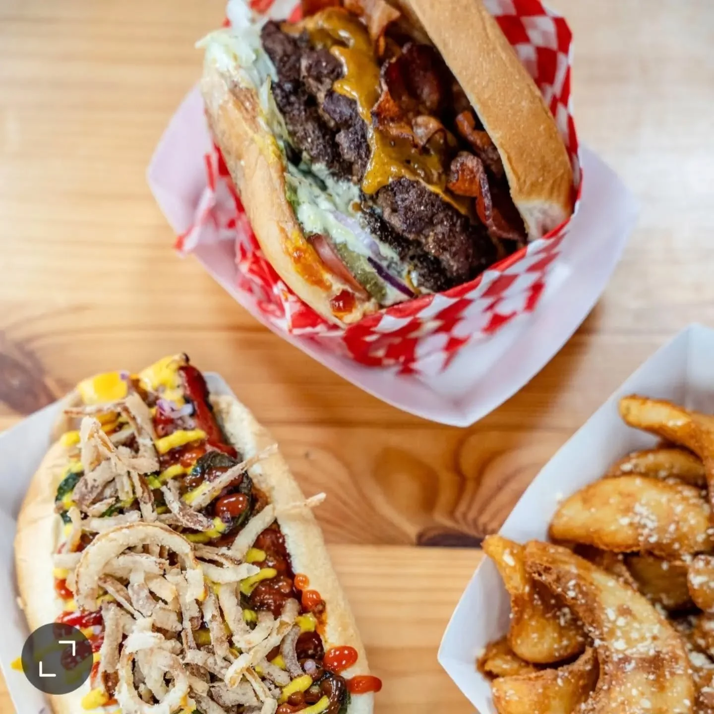 🍔 The Nextdoor 2026 Fave Awards are LIVE!

🍔We love being a part of this community, and we are so incredibly grateful for your support every single day. 

If burgerchan Heights is your go-to burger spot, we would be honored to have your vote for th