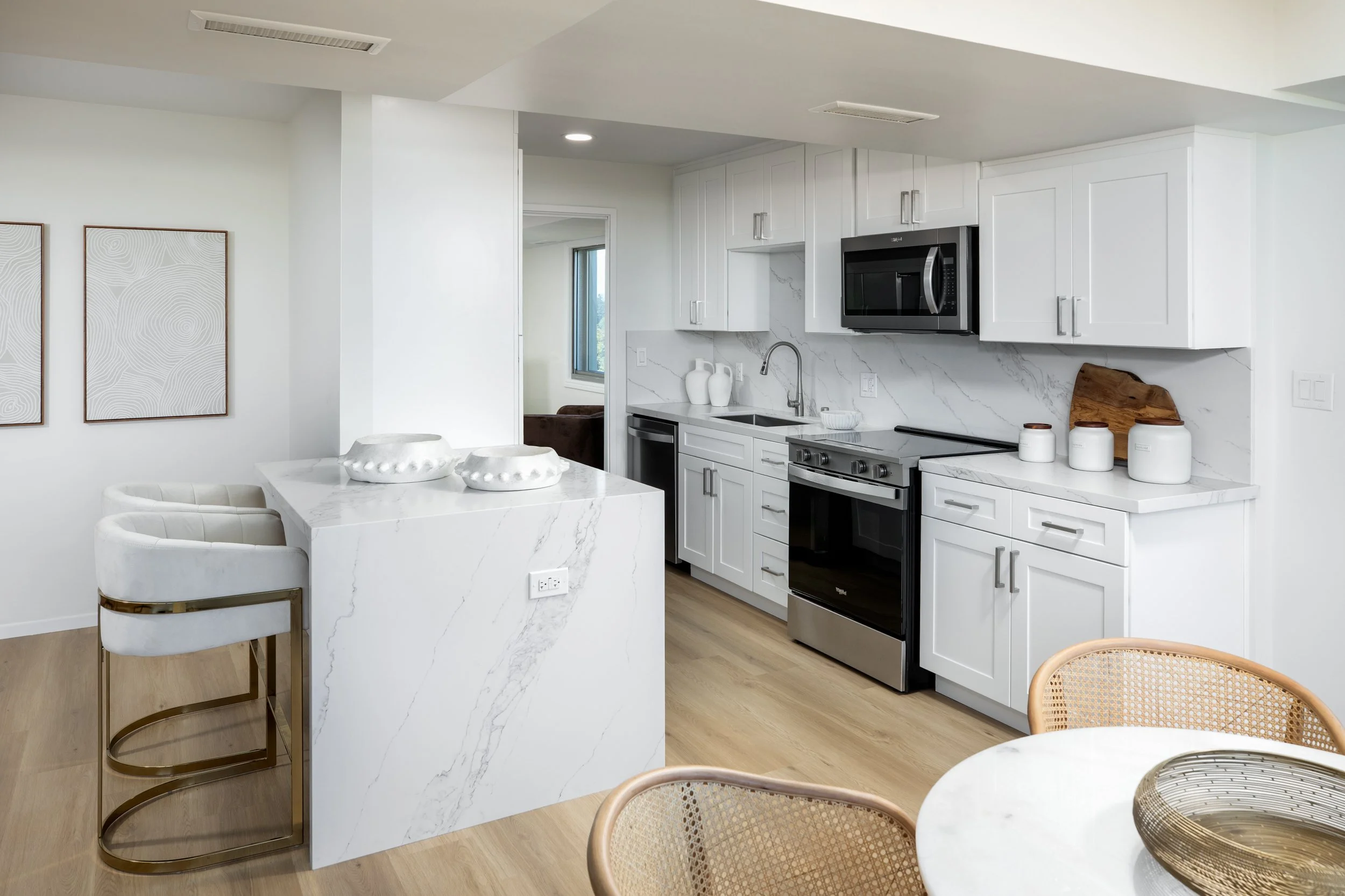 10-Alma_Matt_Anello-0193-MLS.jpg