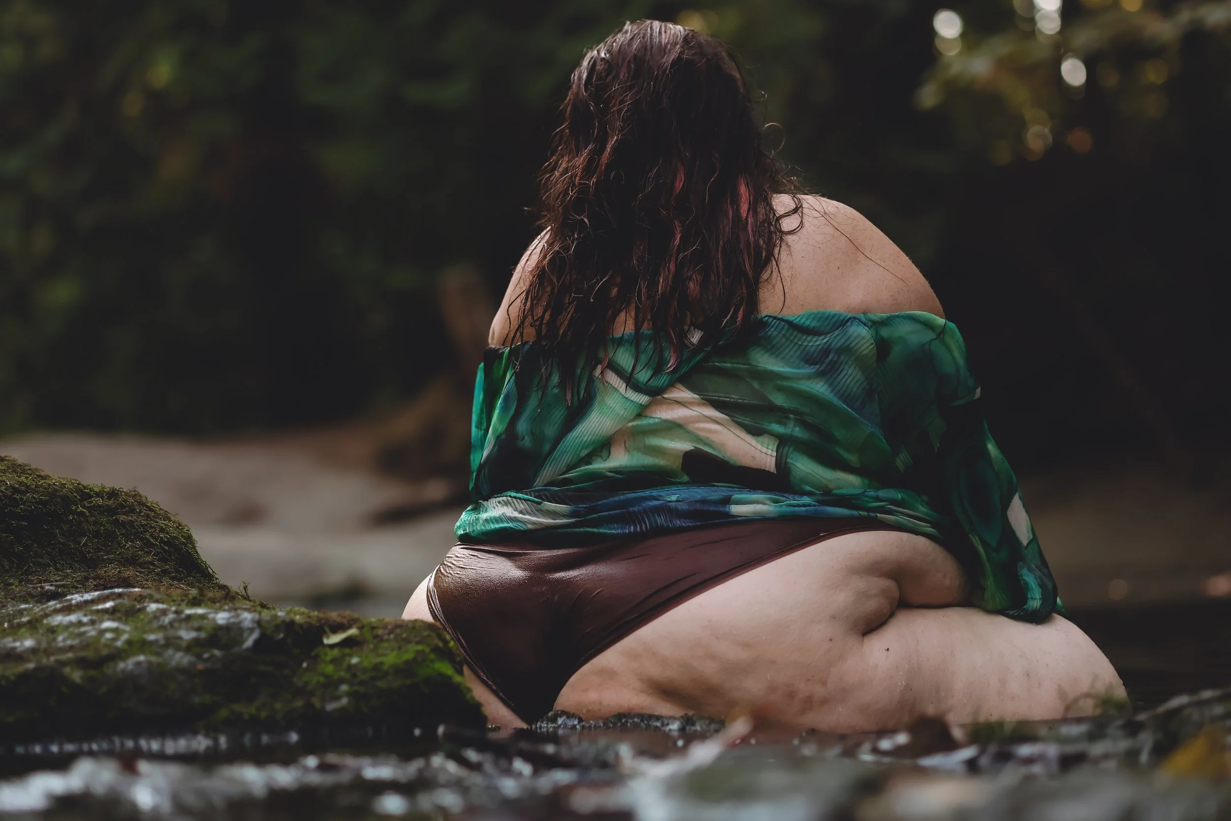 Laura-Brooks-Art-Water-Outdoor-Boudoir-Photography-Bellingham.JPG