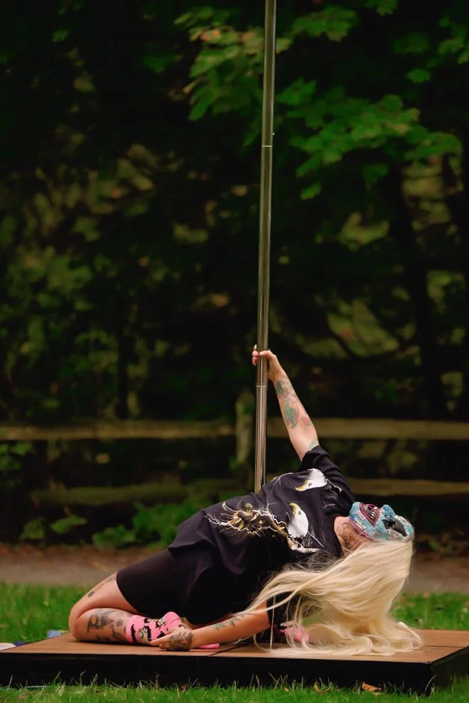 Laura-Brooks-Art-Outdoor-Boudoir-Seattle.jpg