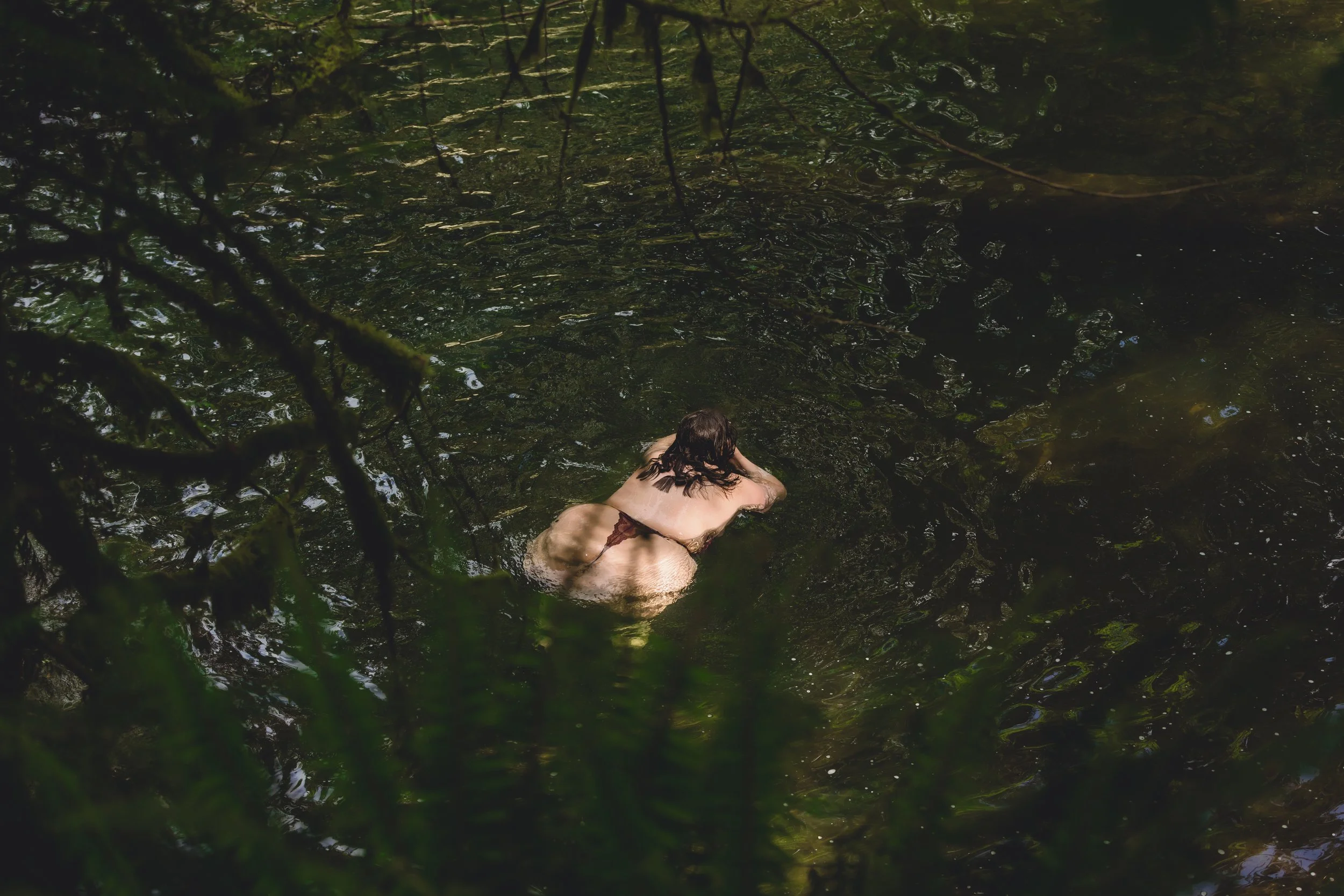 Laura-Brooks-Art-Water-Outdoor-Boudoir-Photography-Bellingham.jpg