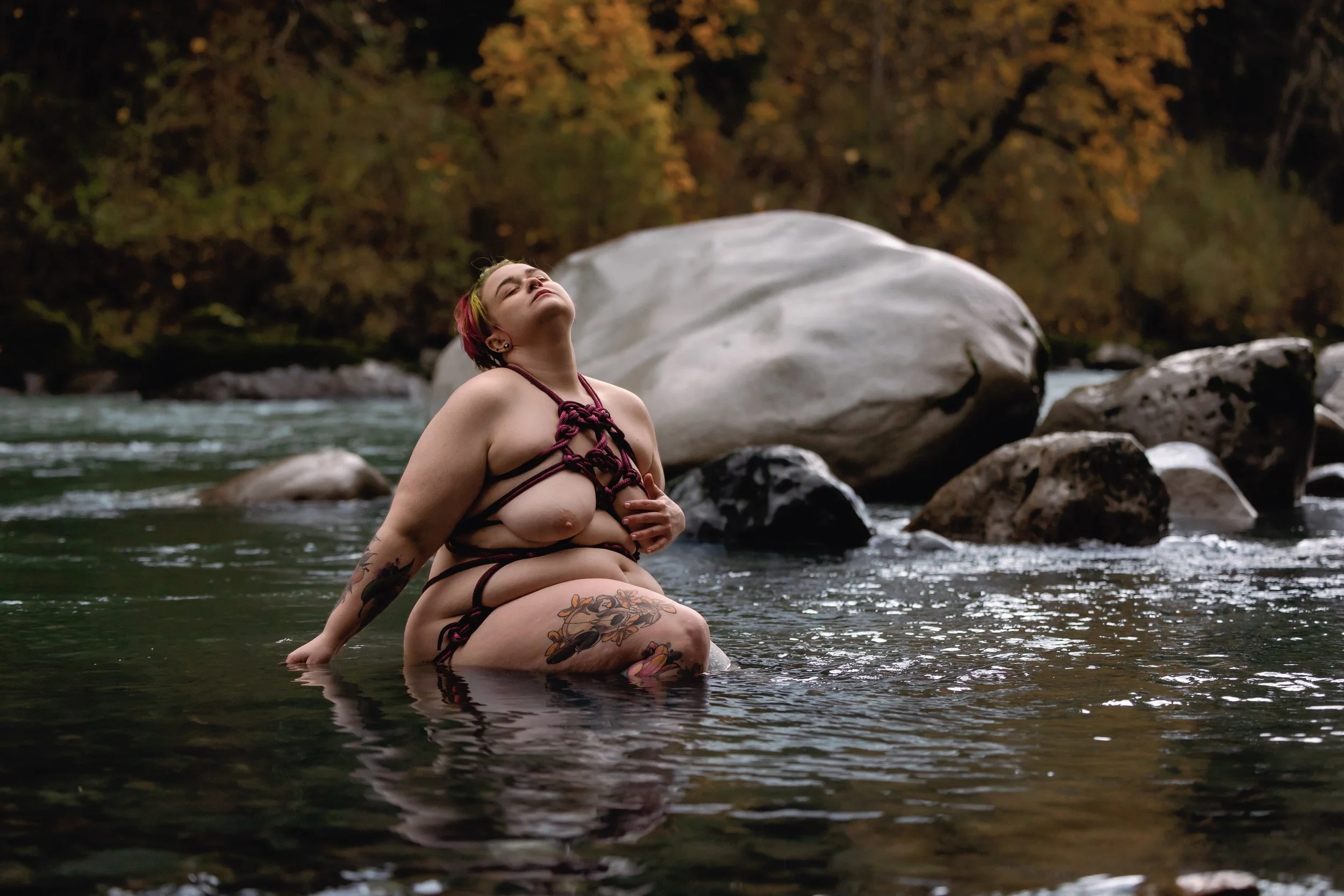 Laura-Brooks-Art-Plus-Size-Rope-Water-Outdoor-Boudoir-Granite-Falls.jpg