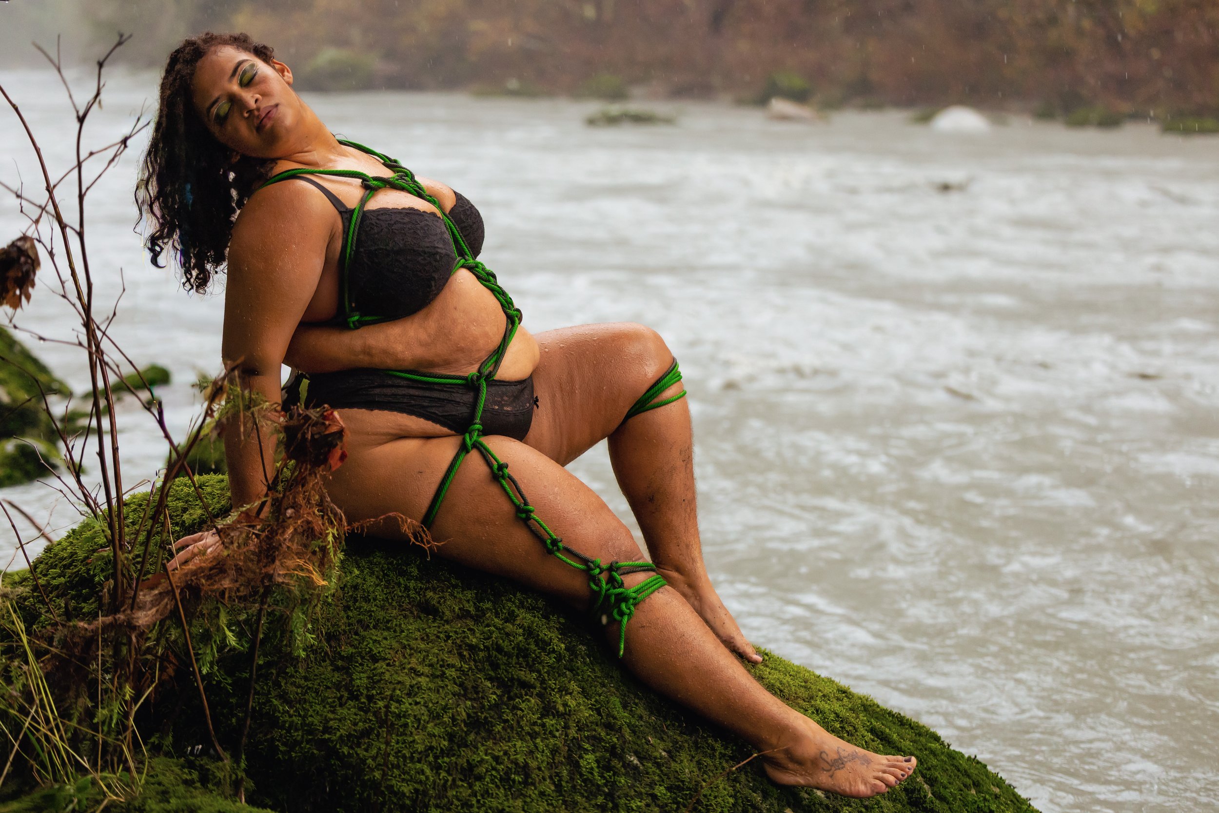 Laura-Brooks-Art-Plus-Size-Rope-Water-Outdoor-Boudoir-Granite-Falls.jpg