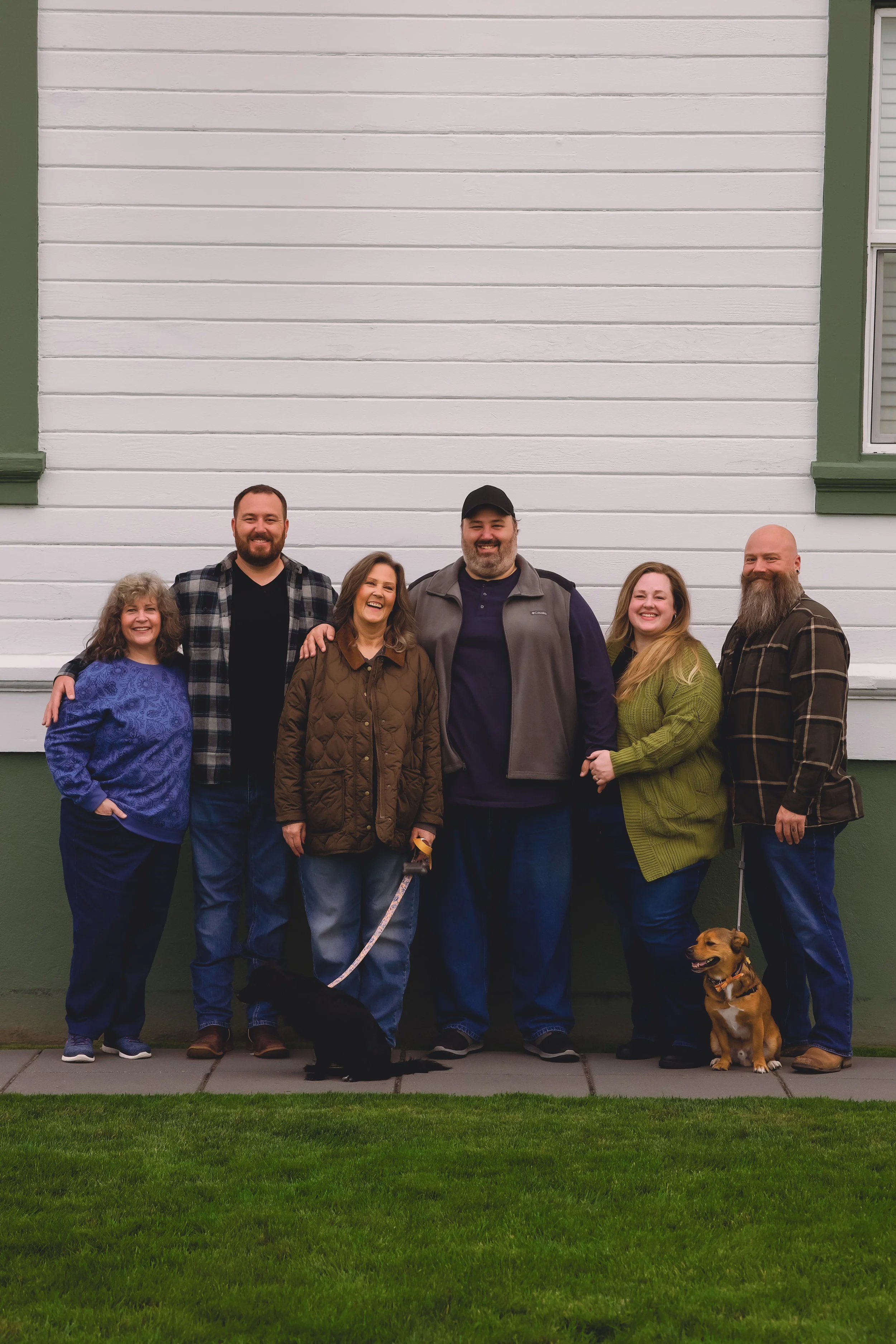 Laura-Brooks-Art-Outdoor-Family-Photography-Lynnwood.JPG